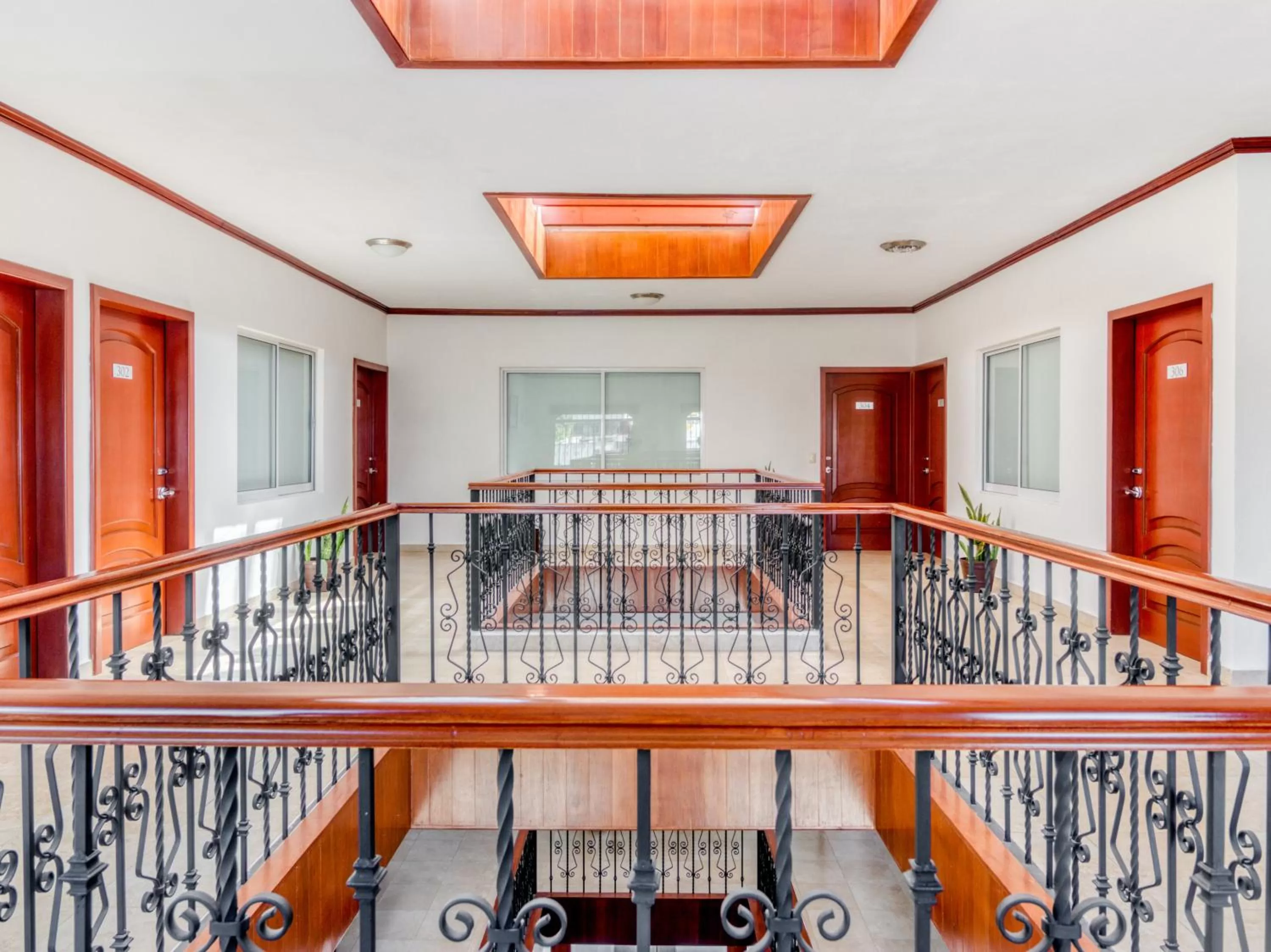 Area and facilities in Monte Salerno Hotel & Suites