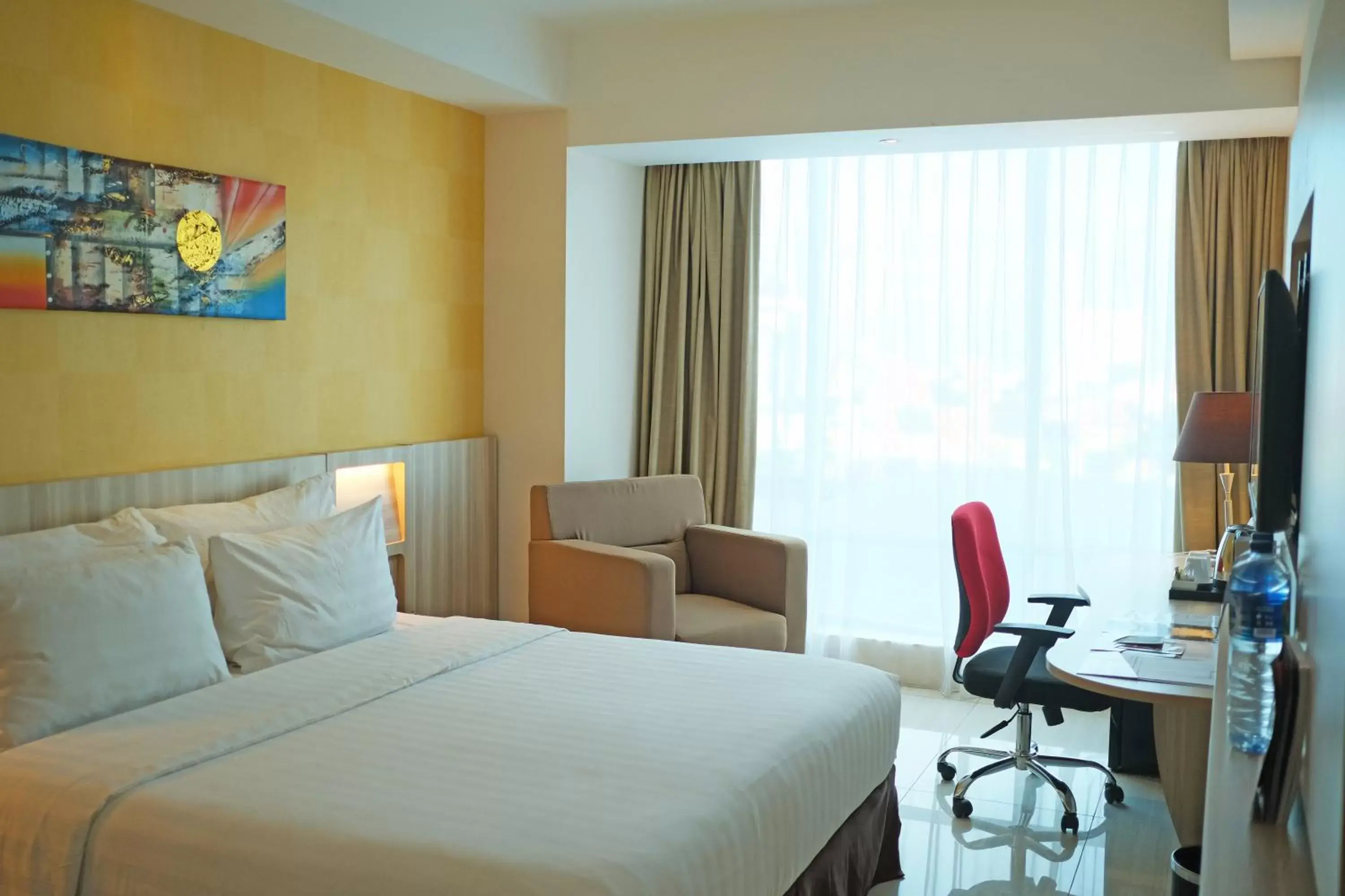 Superior Double Room in Swiss-Belhotel Makassar Superior Double Room in Swiss-Belhotel Makassar