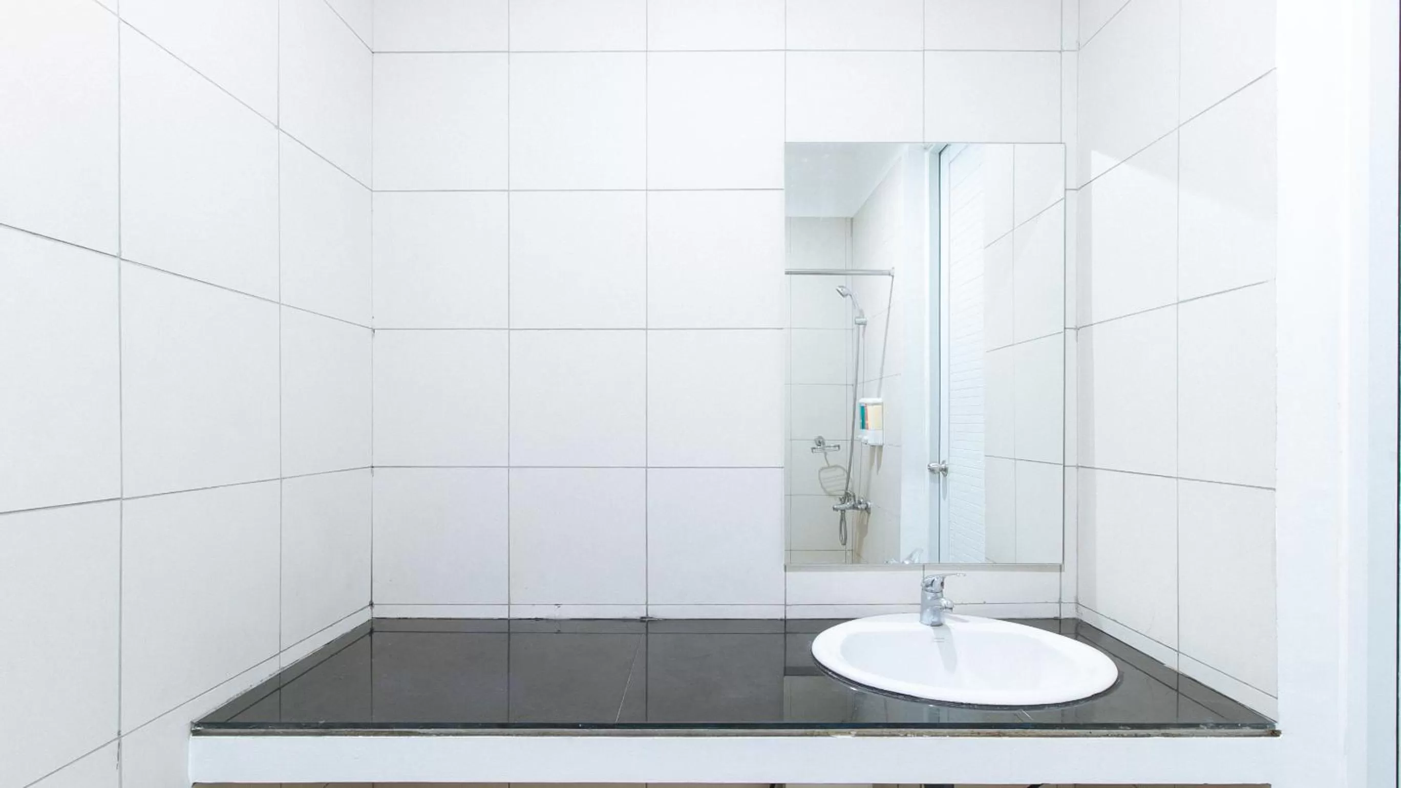 Bathroom in Sans Hotel Laperal Manila