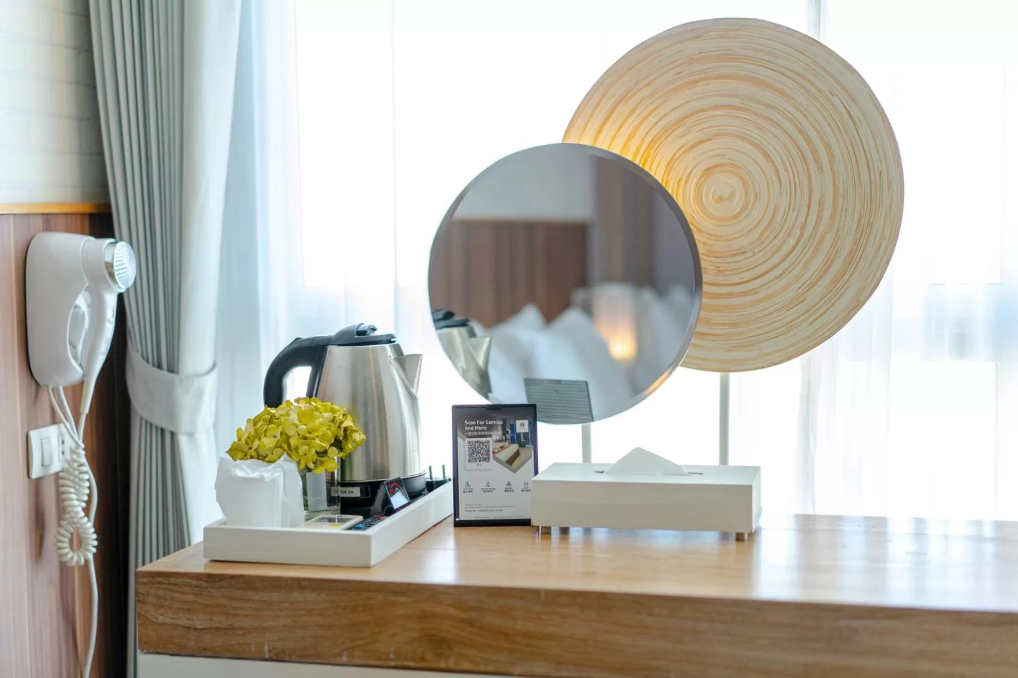 hair dresser in Hug Nimman Hotel