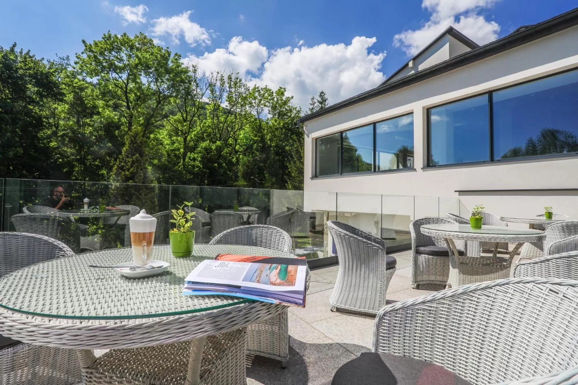 Restaurant/places to eat in Magnus Resort