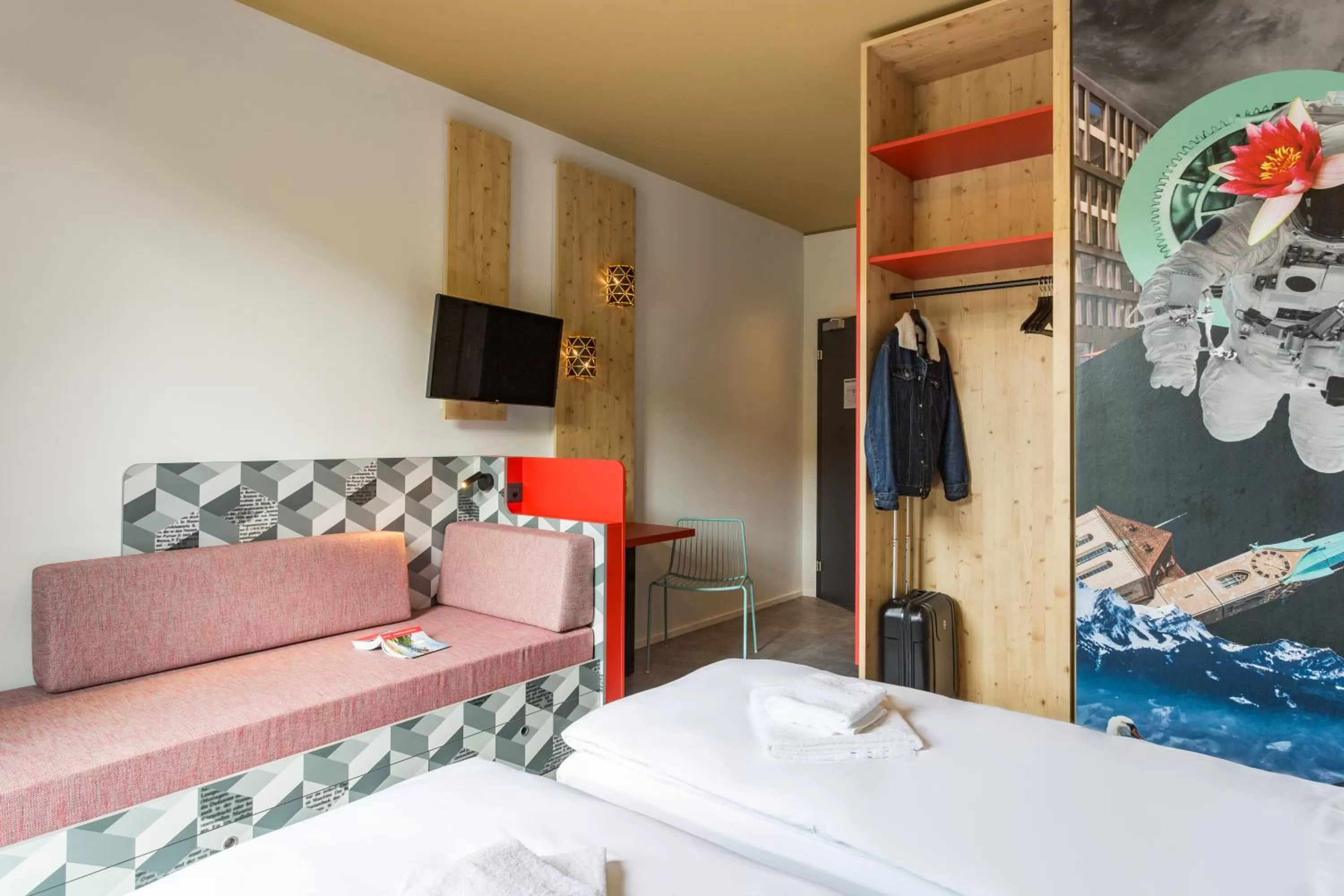 Bedroom, Bed in MEININGER Hotel Zürich Greencity