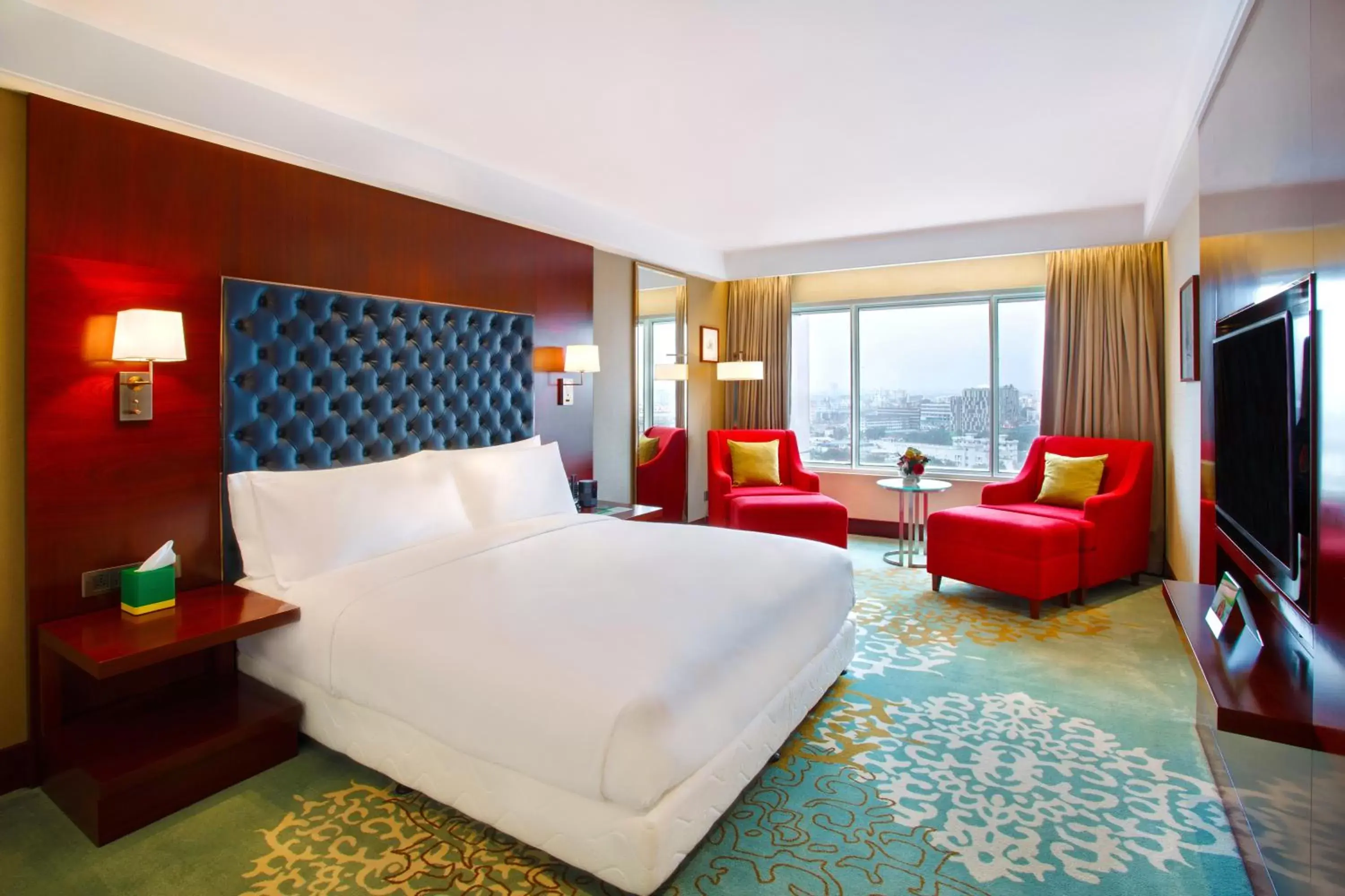 One-Bedroom Suite in Holiday Inn Dhaka City Centre by IHG One-Bedroom Suite in Holiday Inn Dhaka City Centre by IHG