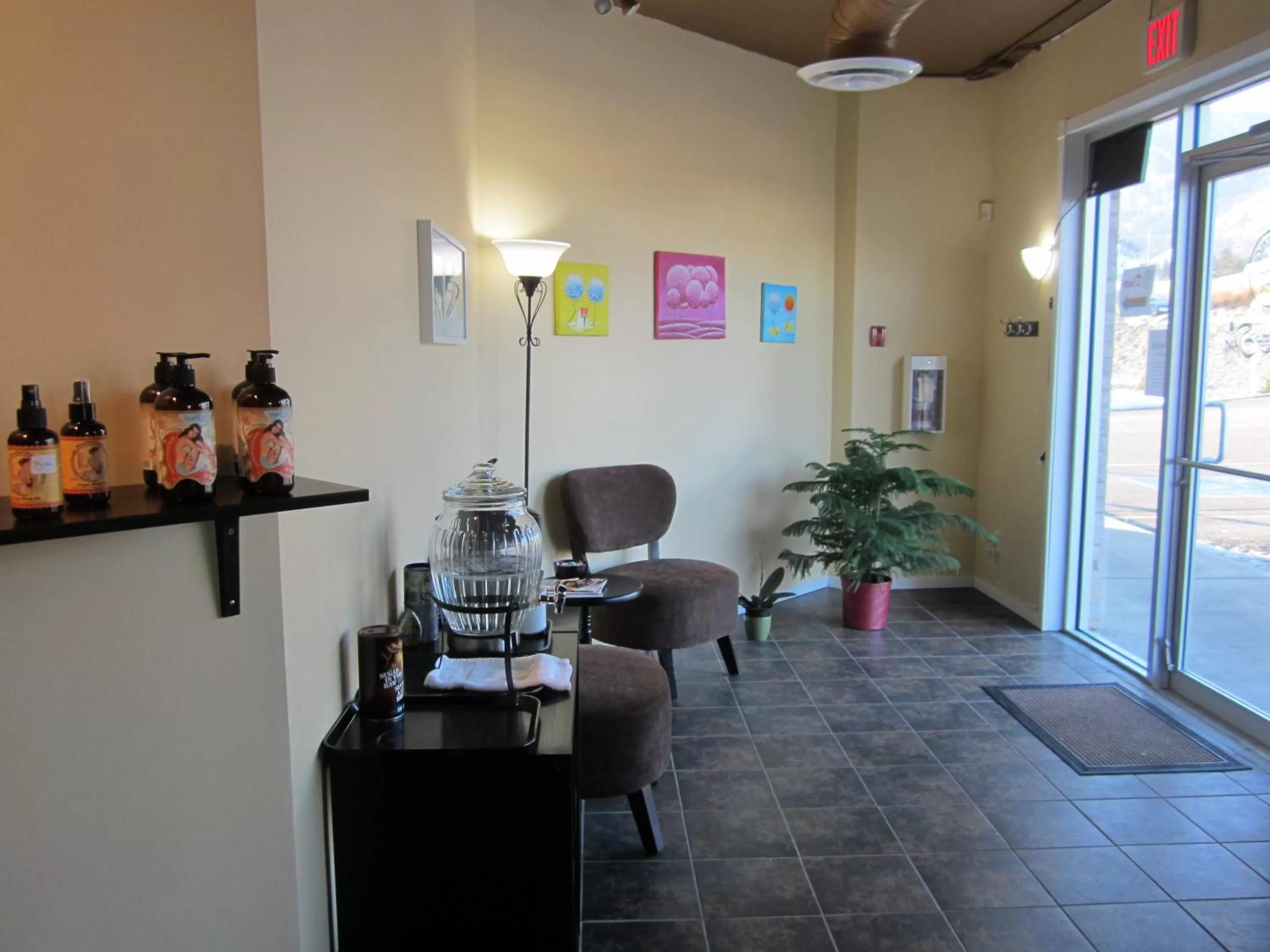 Spa and wellness centre/facilities in Super 8 by Wyndham West Kelowna BC