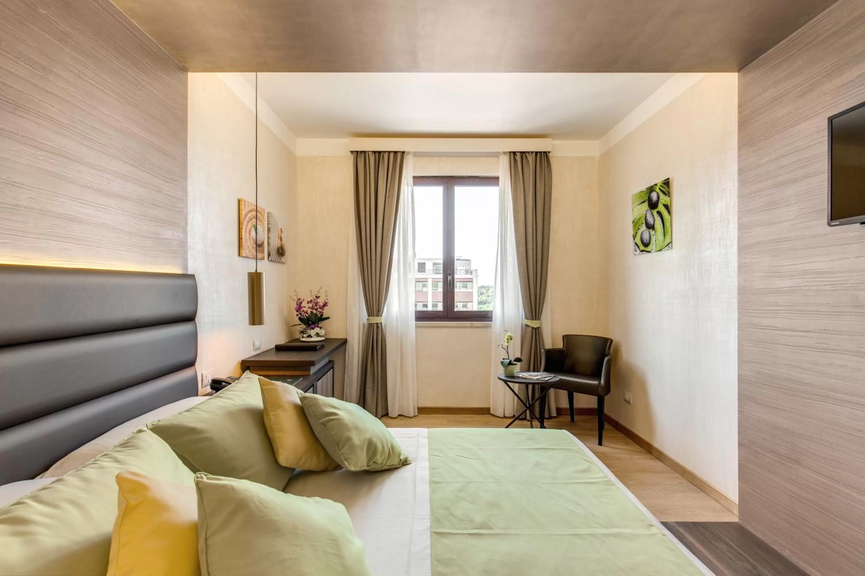 Bedroom, Bed in Warmthotel