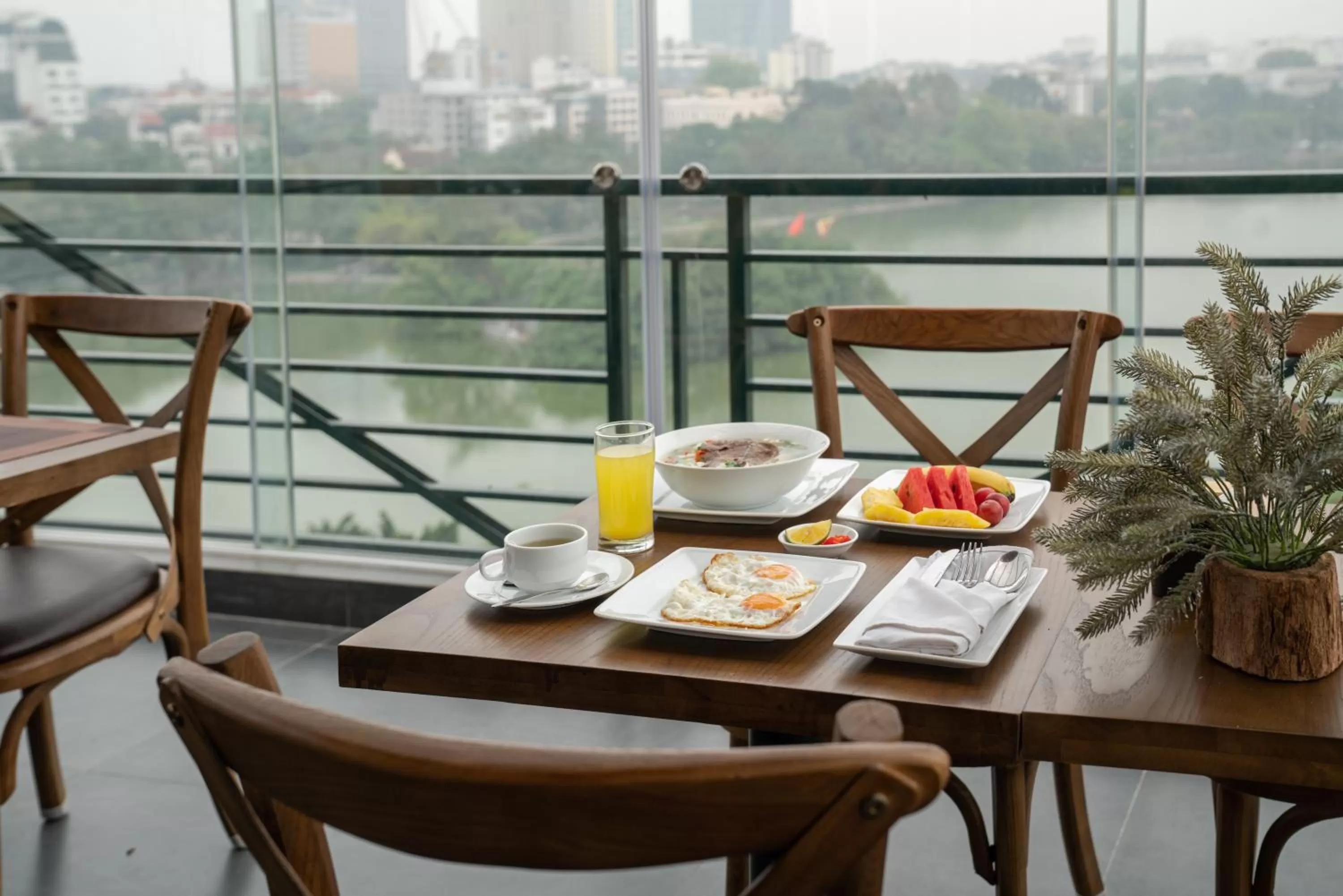 Dining area in Hanoi Morning Hotel