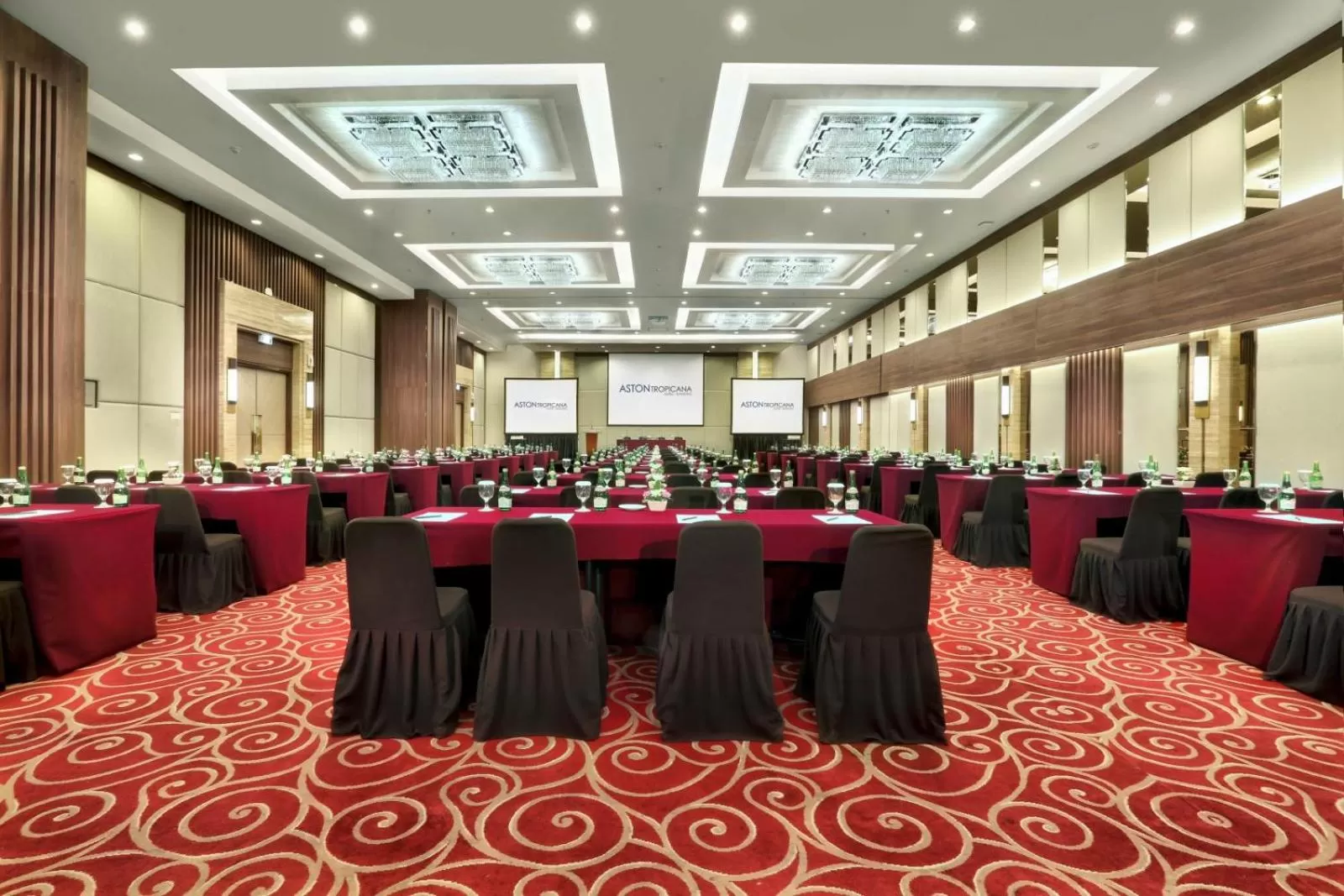 Banquet/Function facilities in Aston Tropicana Hotel Bandung