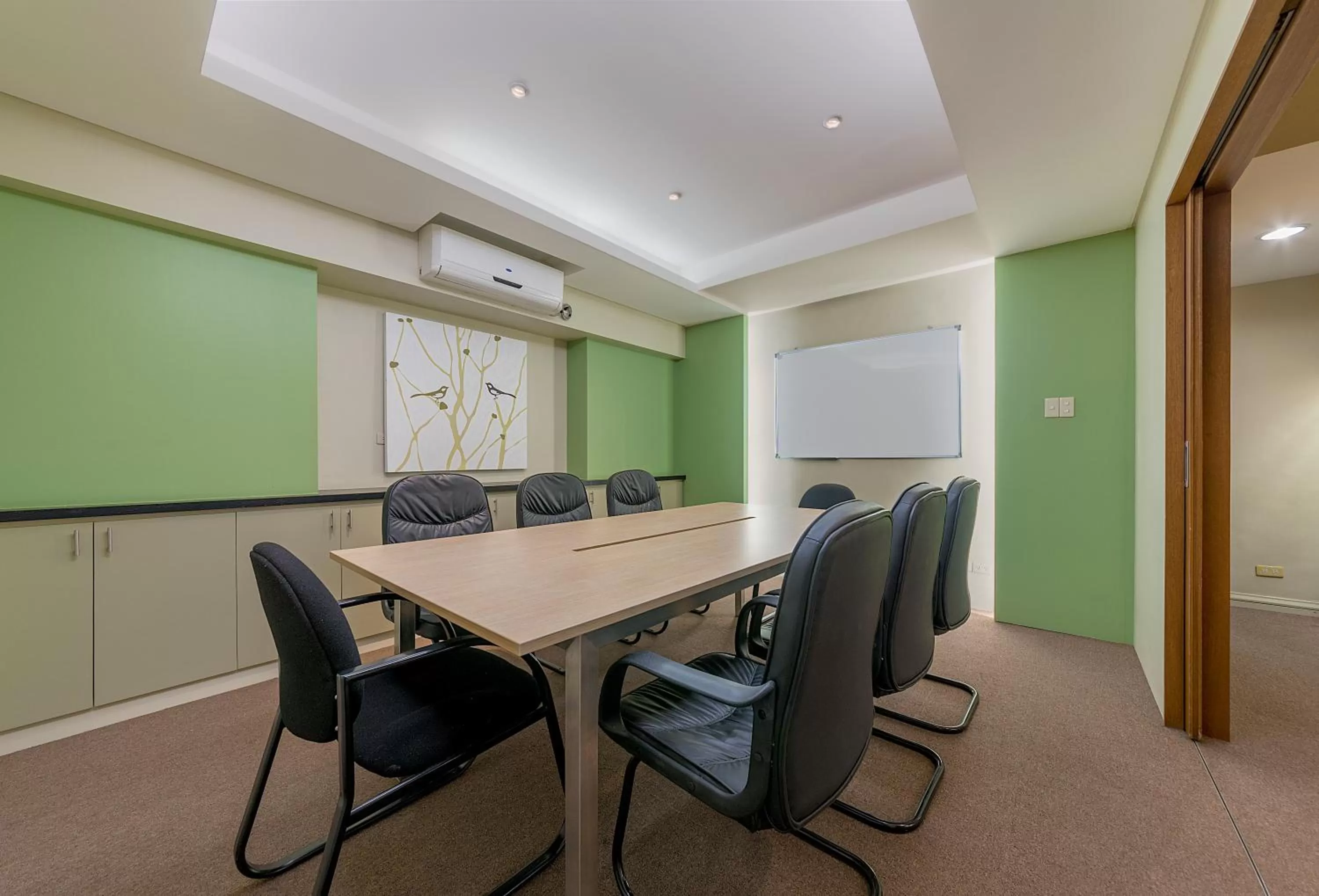 Meeting/conference room in Tropicana Suites