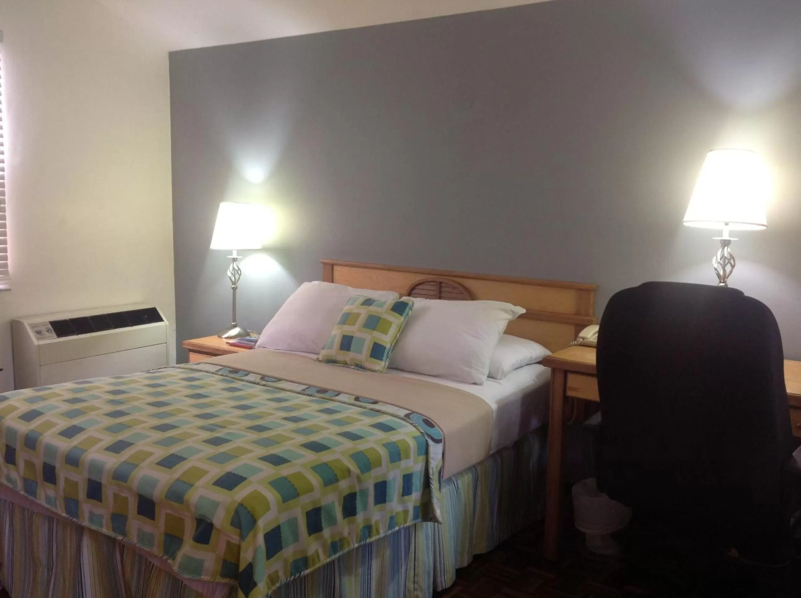 Budget Double Room in Hotel Normandie Limited