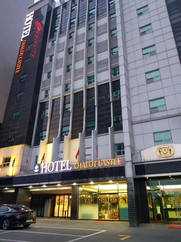 Property Building in Hotel Charlot Castle