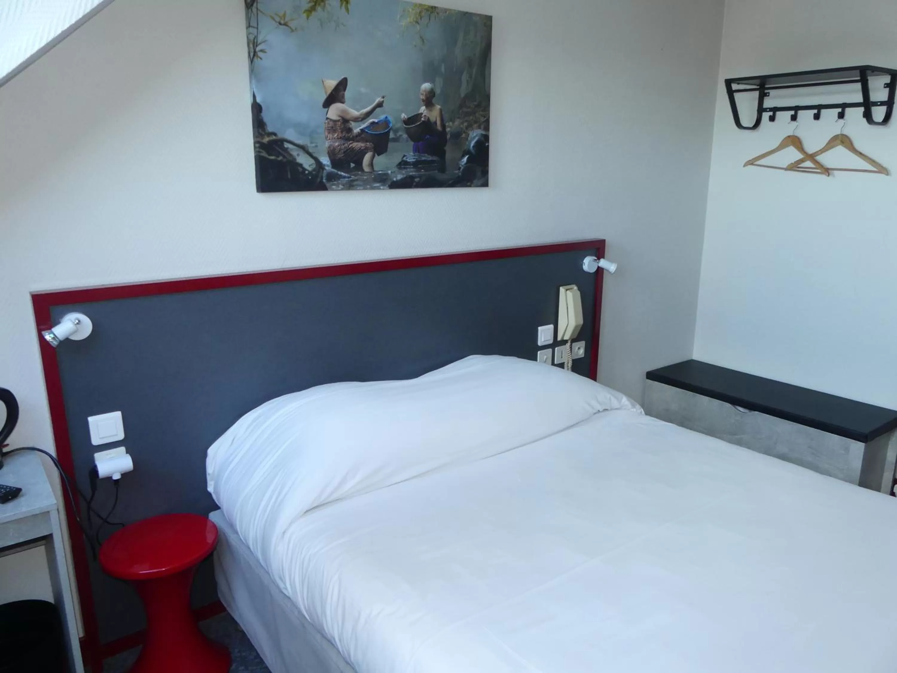 Bedroom, Bed in Logis REX HOTEL Lorient