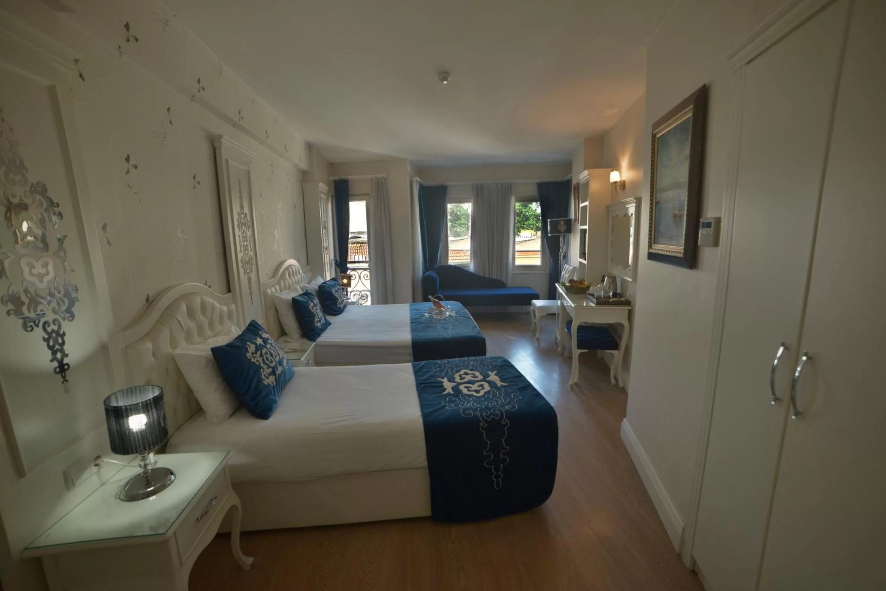 Bed in Sarnic Hotel & Sarnic Premier Hotel(Ottoman Mansion)