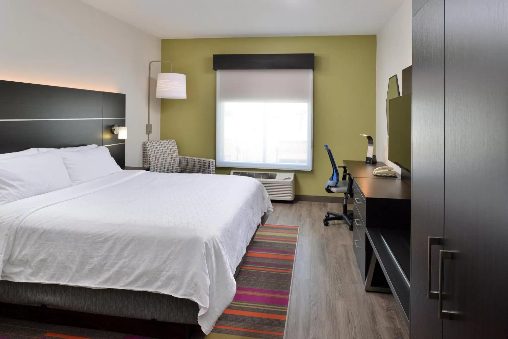 Photo of the whole room, Bed in Holiday Inn Express Hotel & Suites Royse City - RockwallRockwall - Royse City by IHG