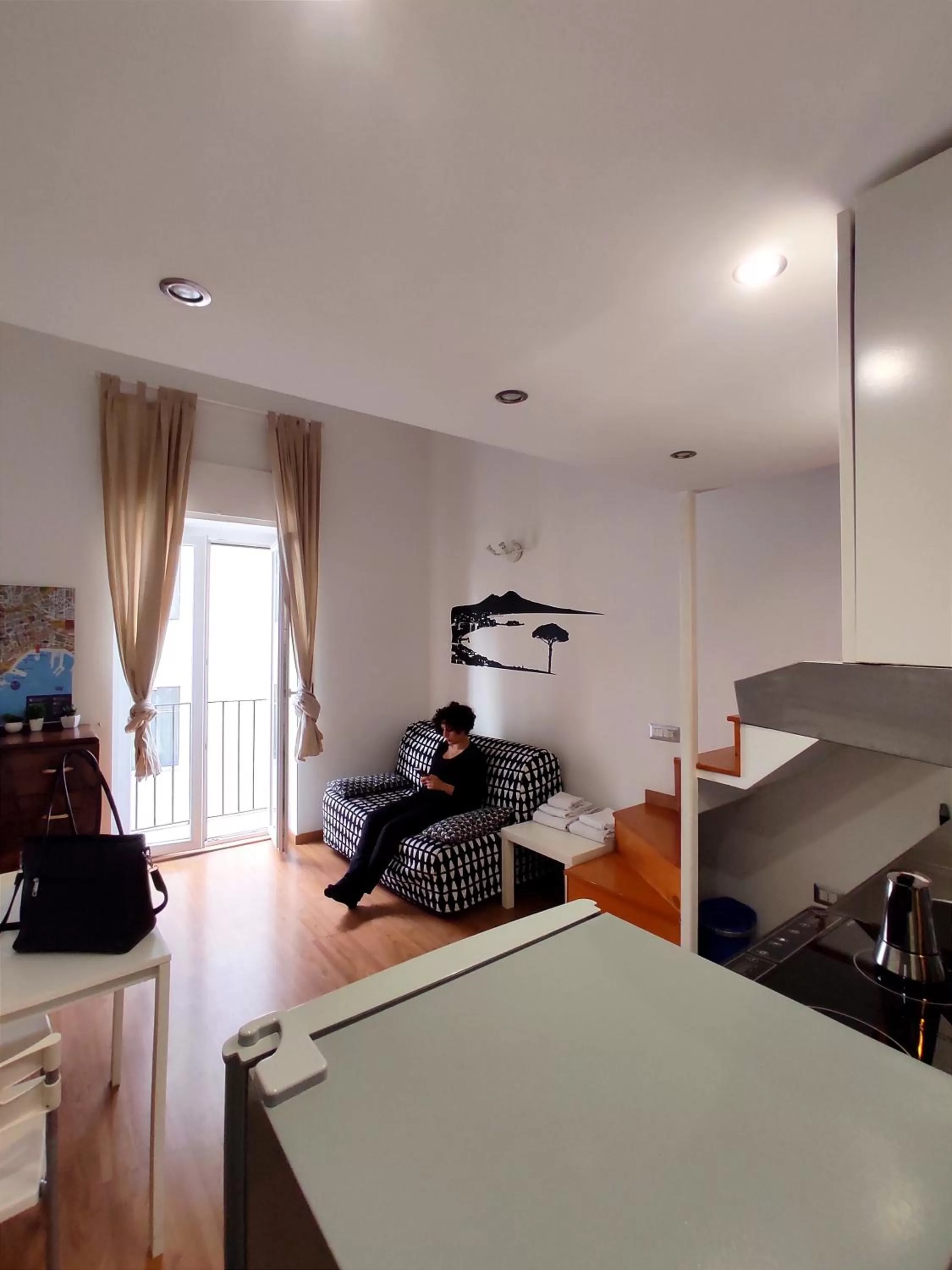 Photo of the whole room in Ale & Tizy House