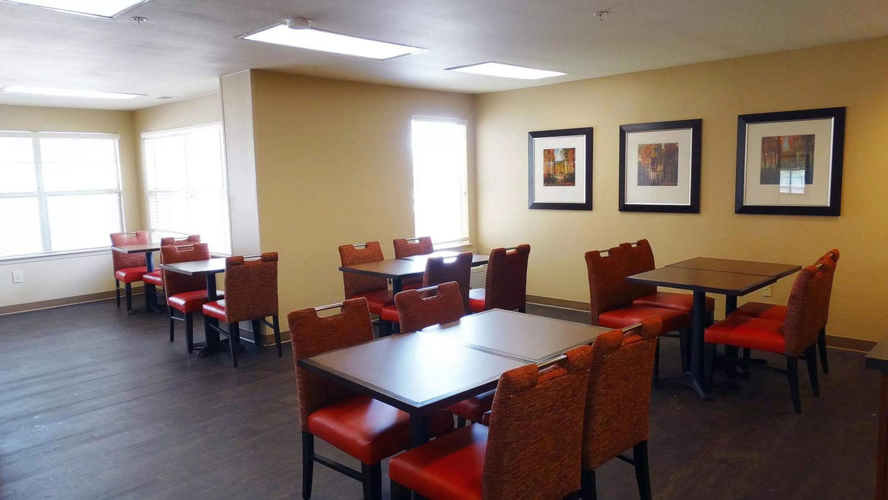 Restaurant/places to eat in Extended Stay America Suites - Dallas - Las Colinas - Green Park Dr