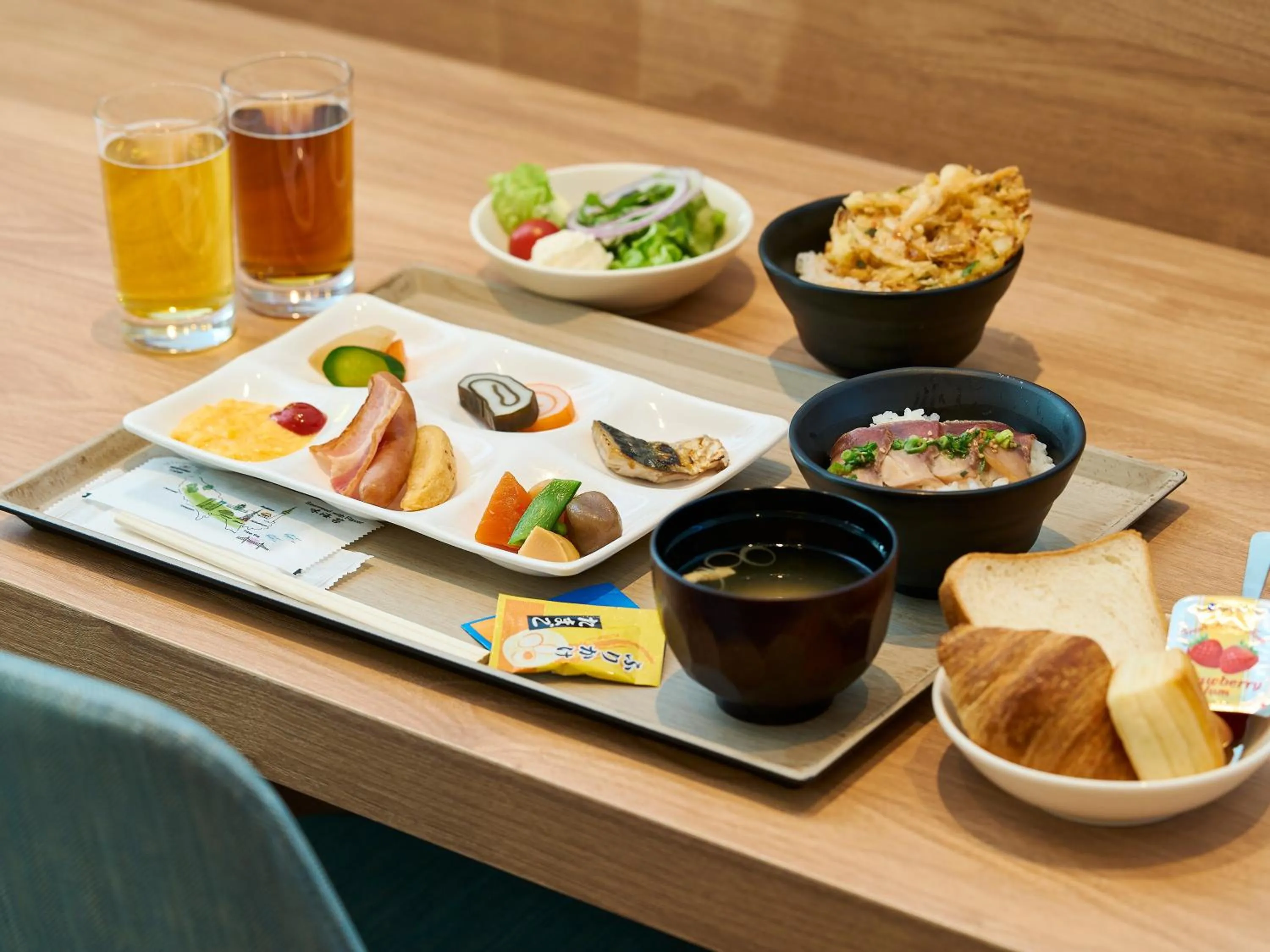 Restaurant/places to eat in APA Hotel STAY Toyama