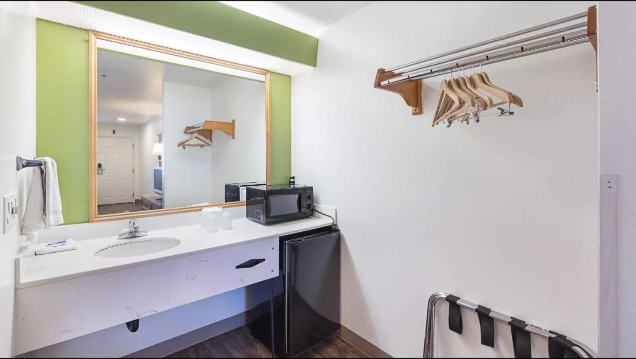 Food and drinks in Rice Hill Inn