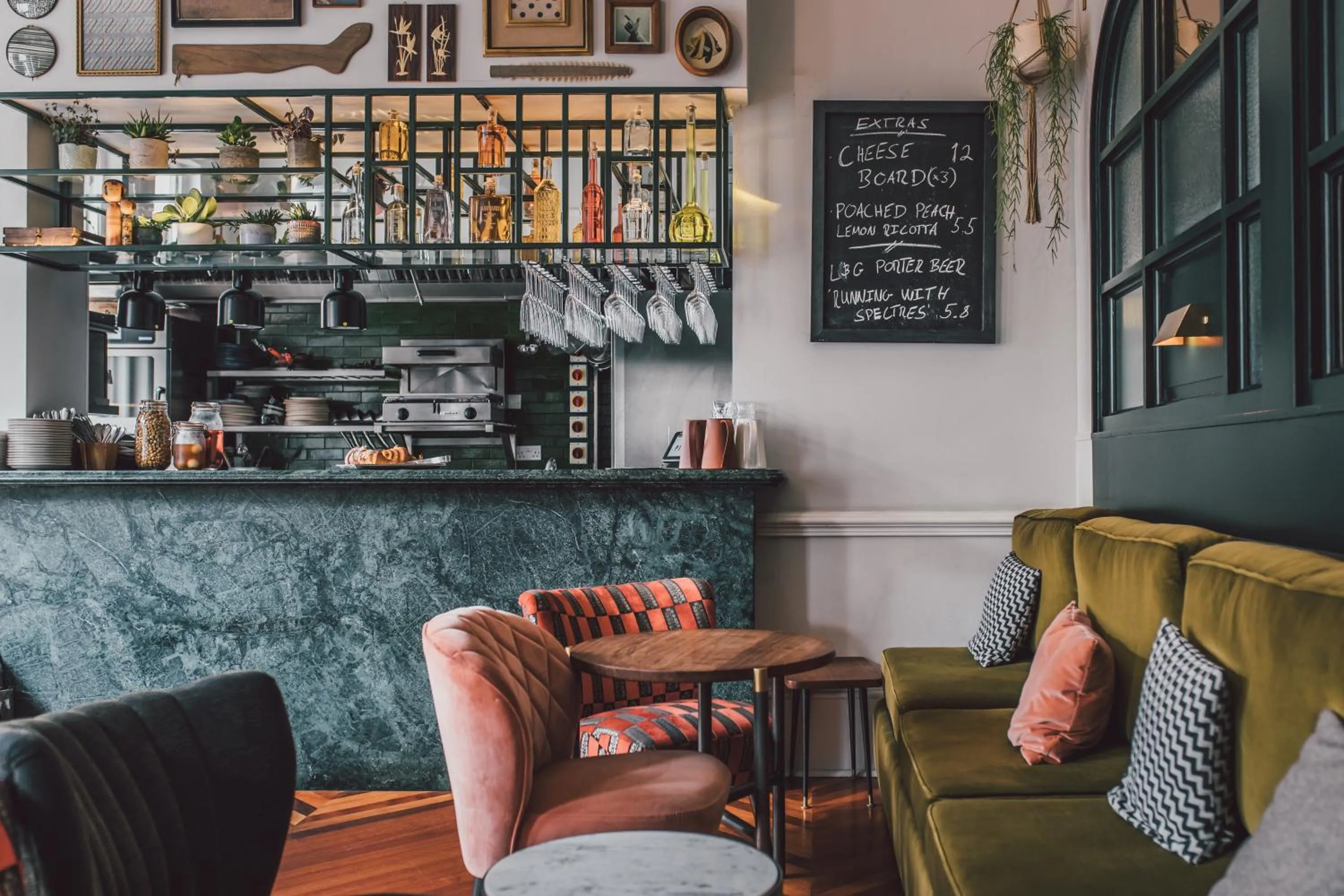 Lounge or bar in The Pilgrm