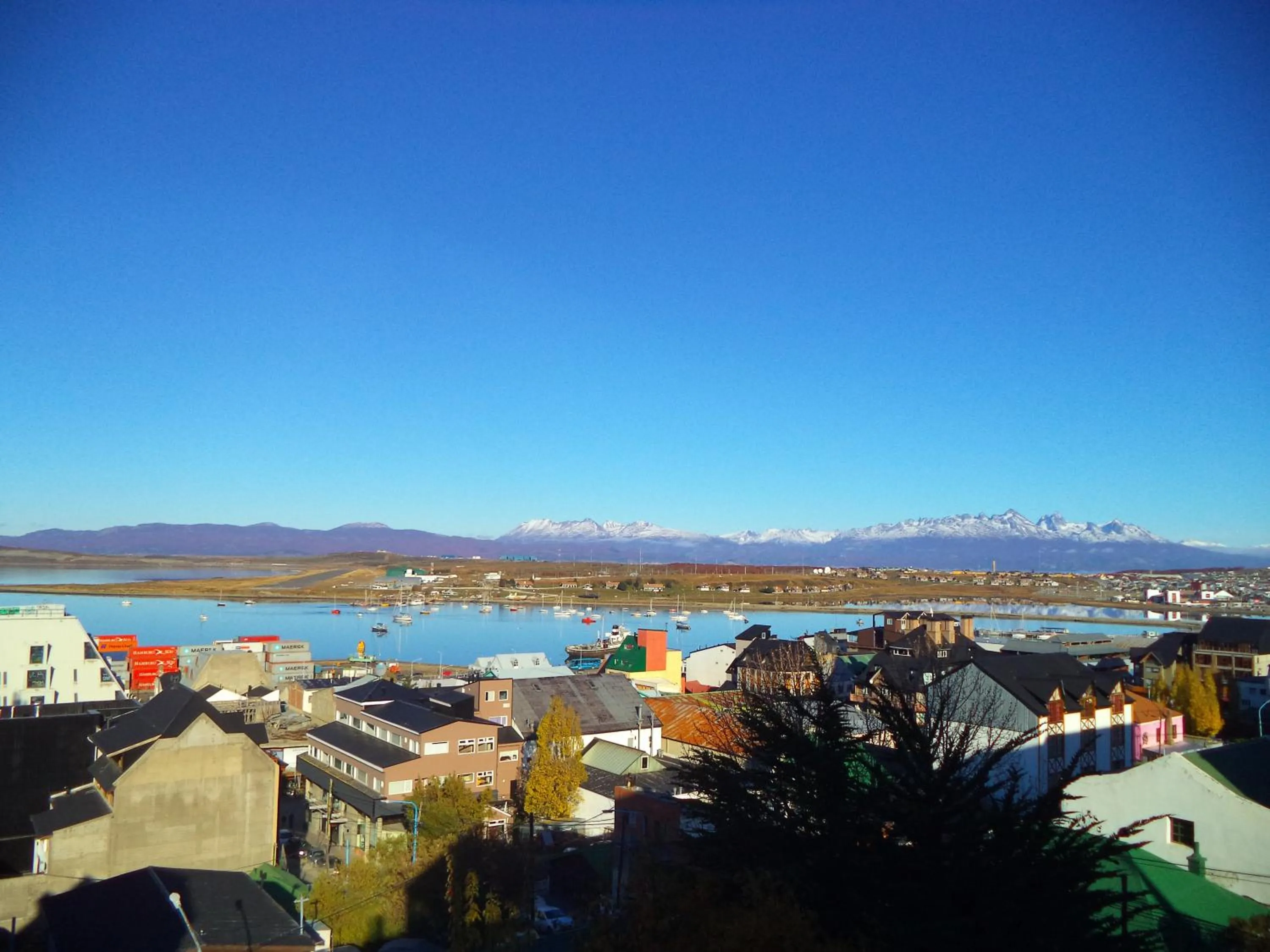 Restaurant/places to eat in MIL810 Ushuaia Hotel