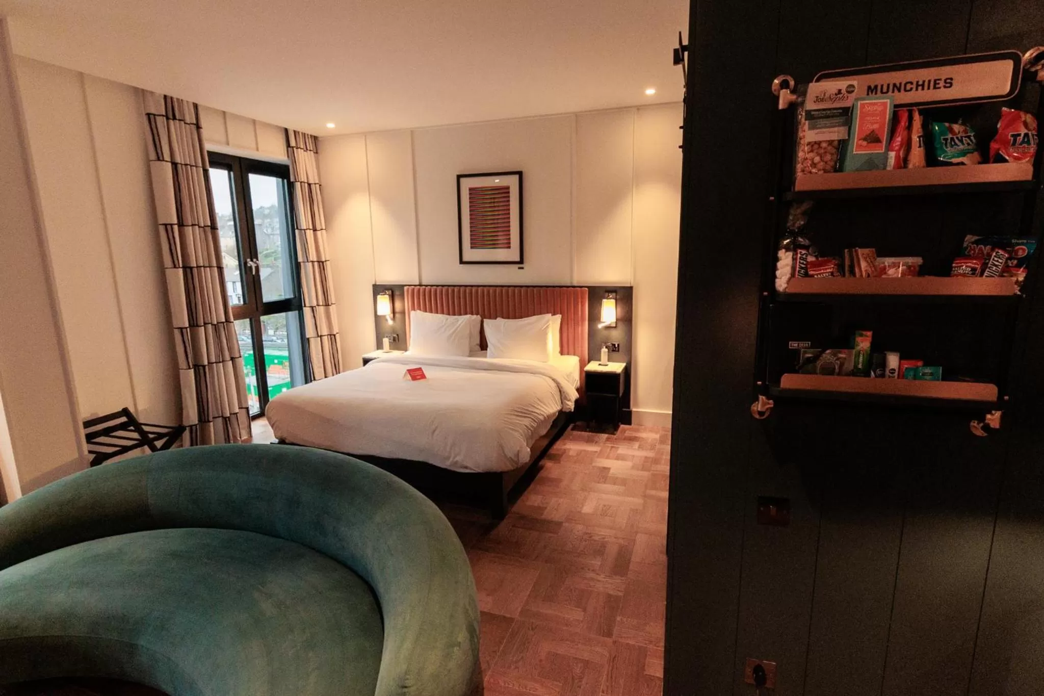 Photo of the whole room, Bed in The Dean Cork