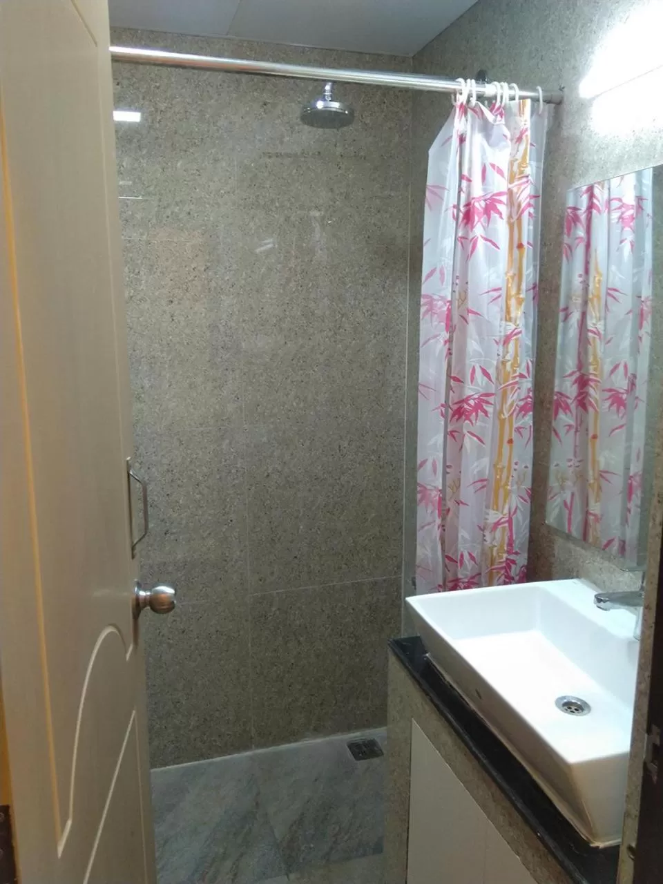 Bathroom in Chandru De Green