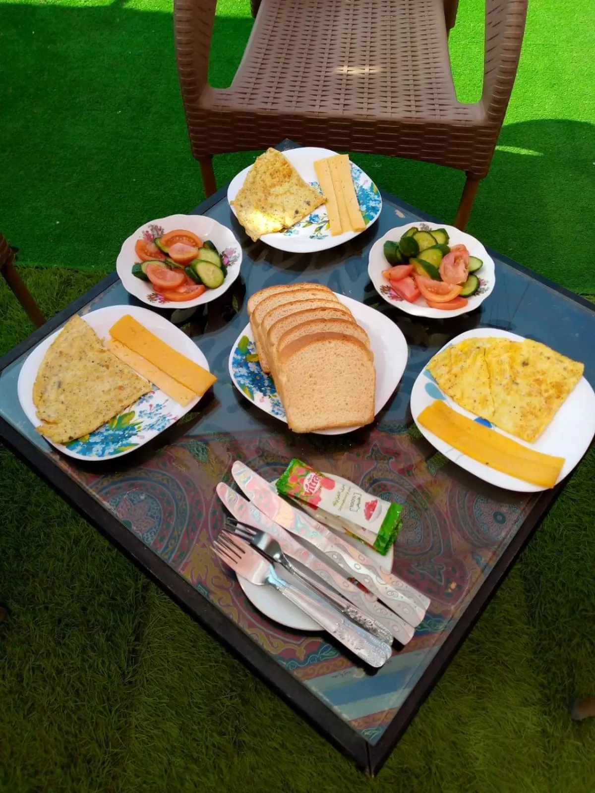 Restaurant/places to eat in Castle Hotel