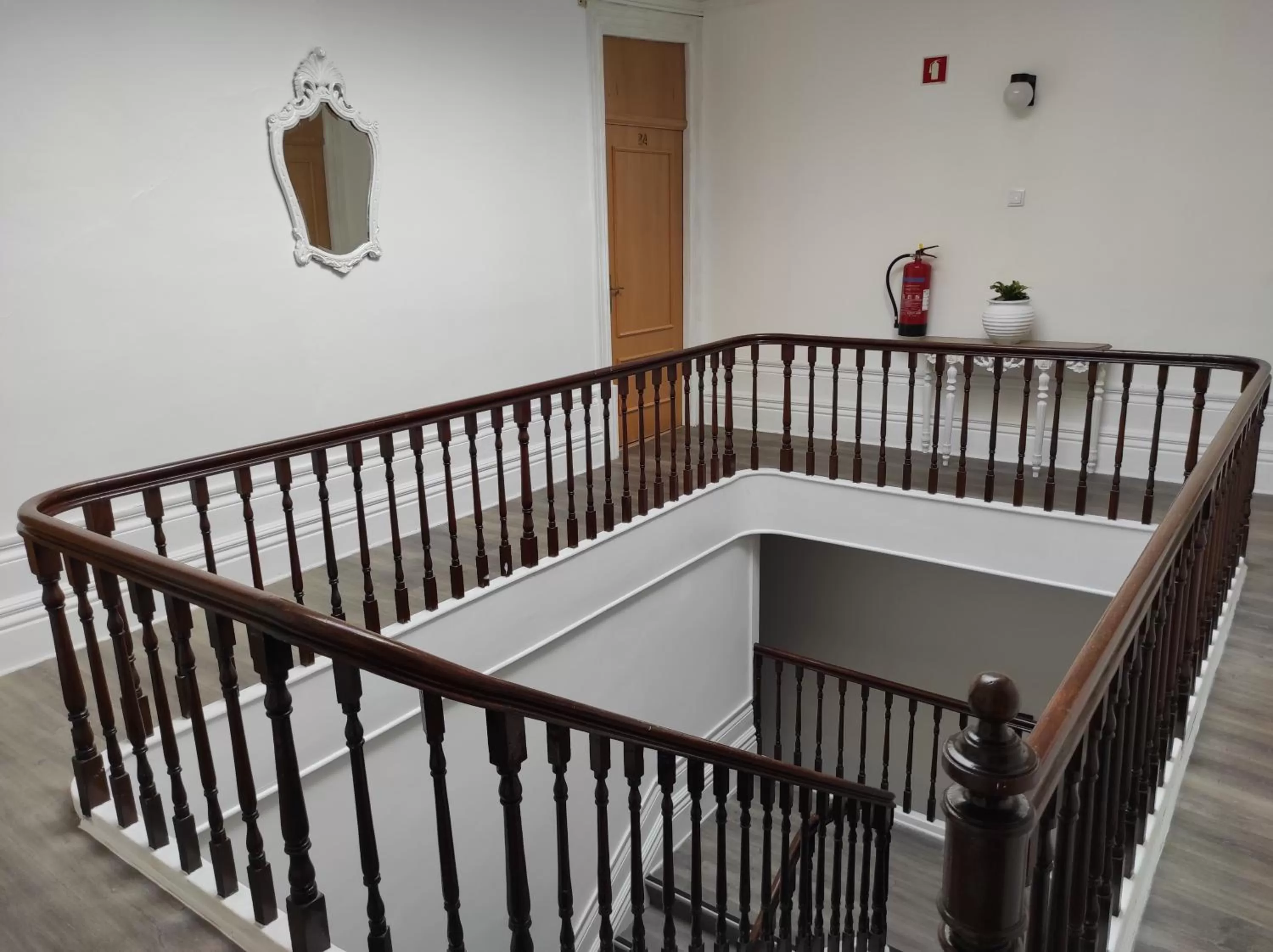 Lira Guest House B&B