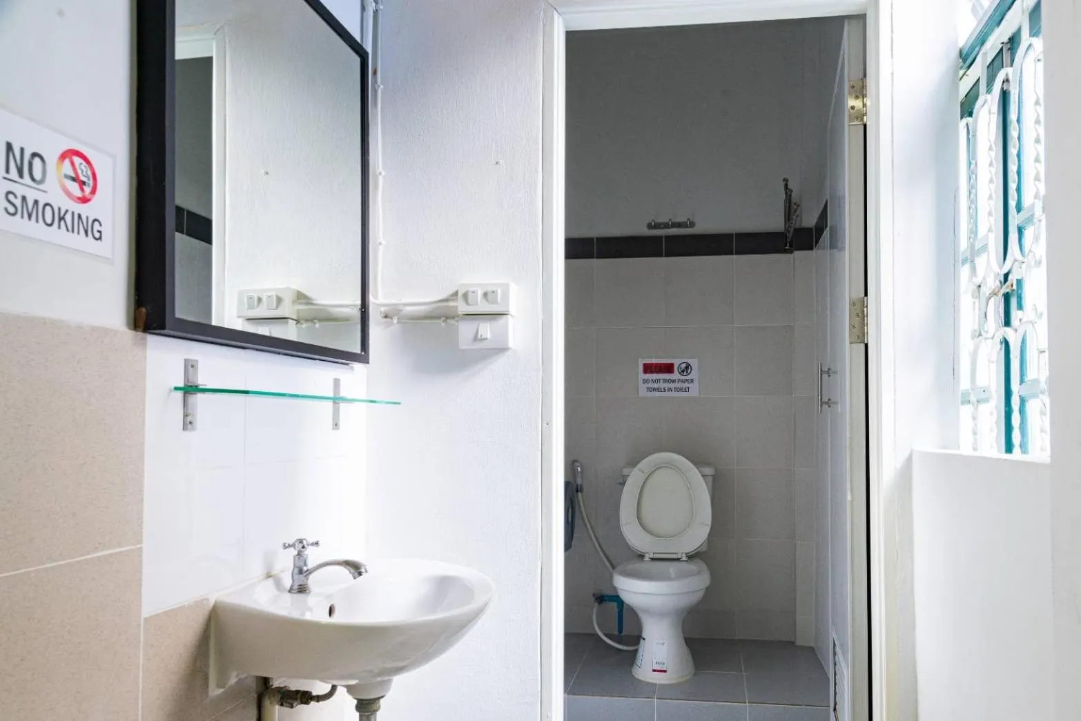 Bathroom in Asoke Montri Hostel