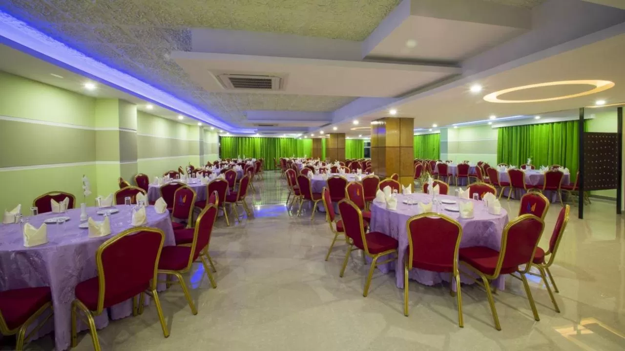 Banquet/Function facilities in Hotel Mira Garden