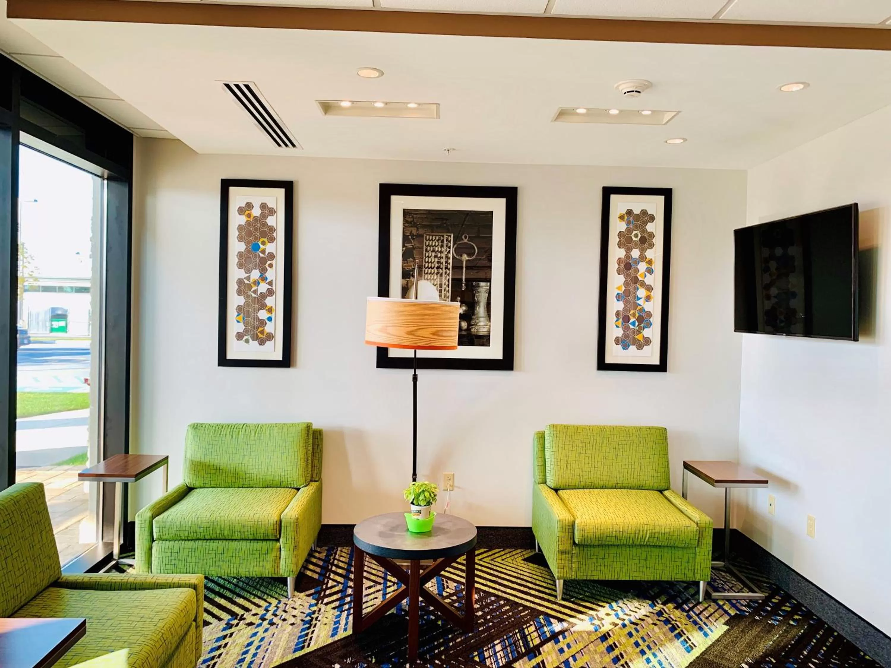 Property building in Holiday Inn Express & Suites - Middletown by IHG