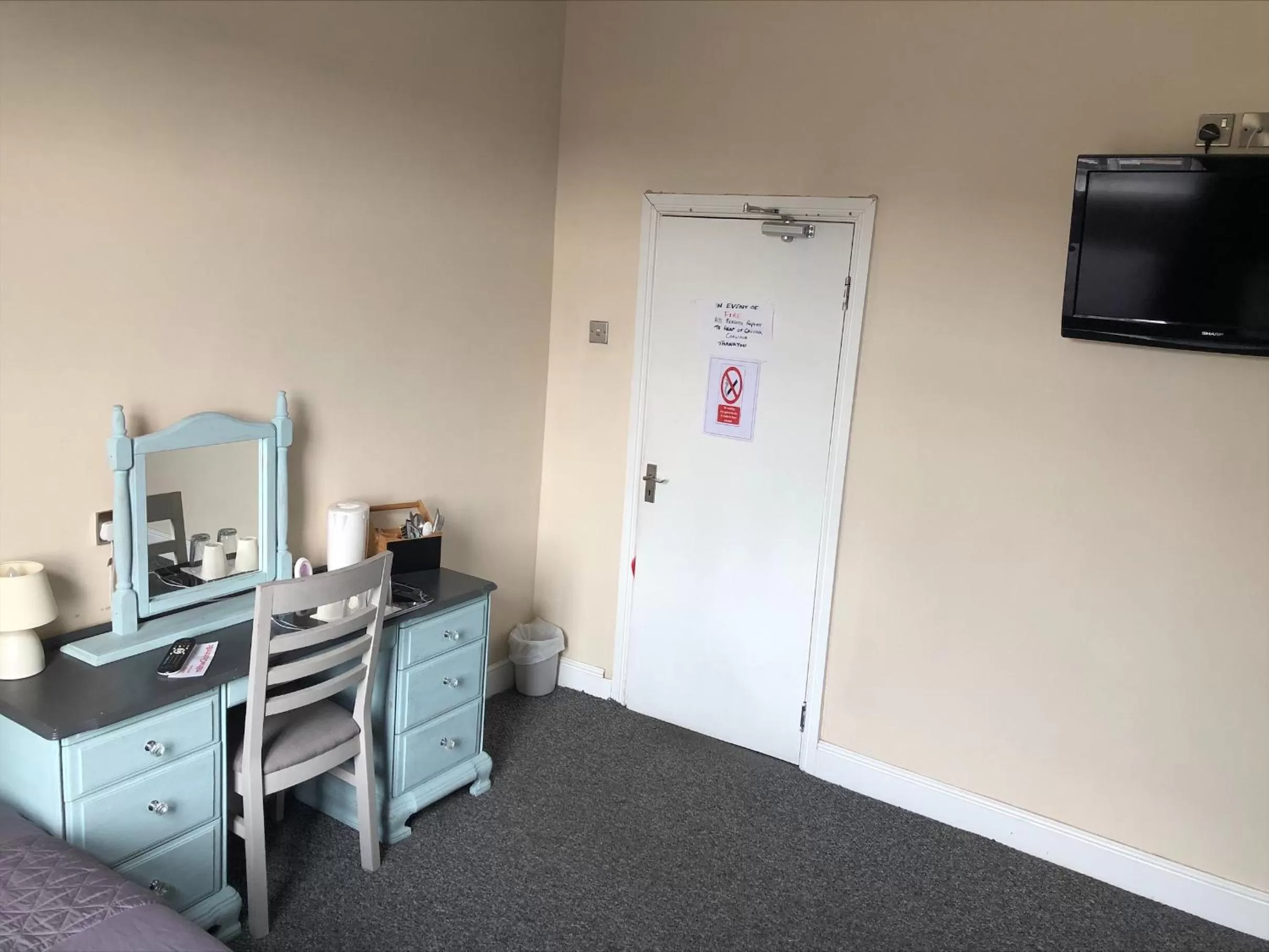Coffee/tea facilities in The Grosvenor Free house