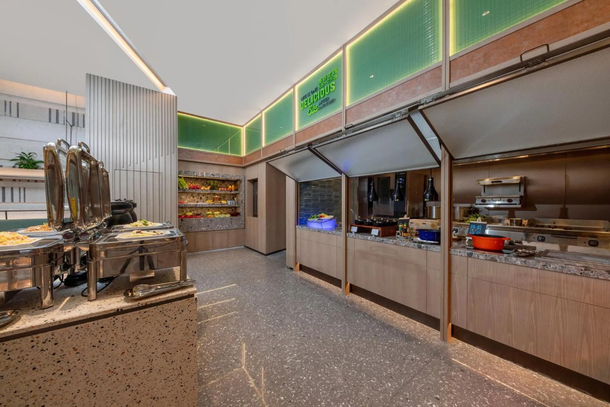 Restaurant/places to eat in EVEN Hotels Shenzhen Guangming Cloud Park by IHG