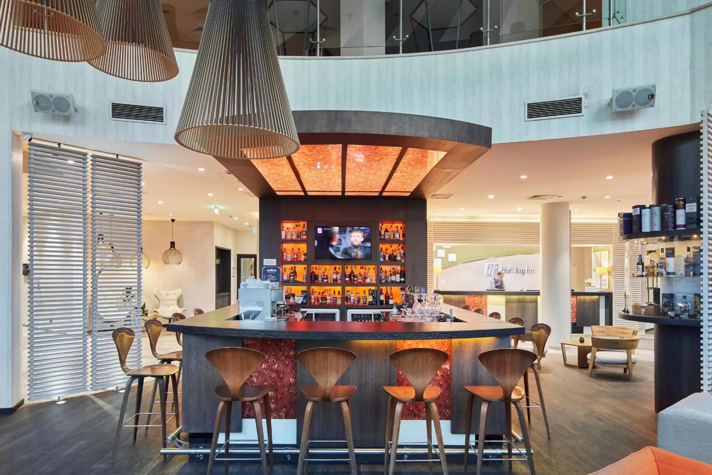 Lobby or reception in Holiday Inn Vilnius by IHG