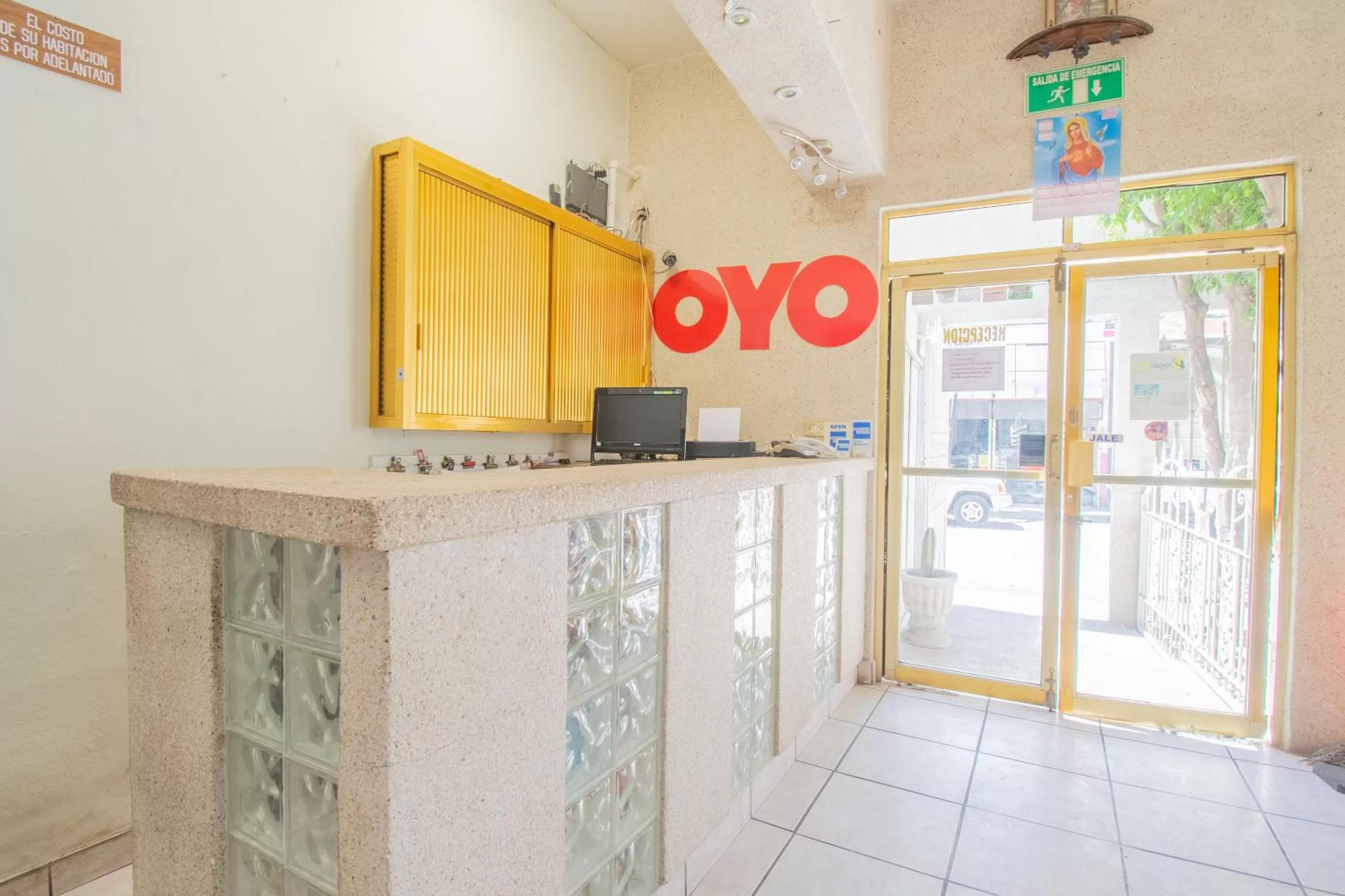 Lobby or reception in OYO Hotel Casino Del Valle, Matehuala