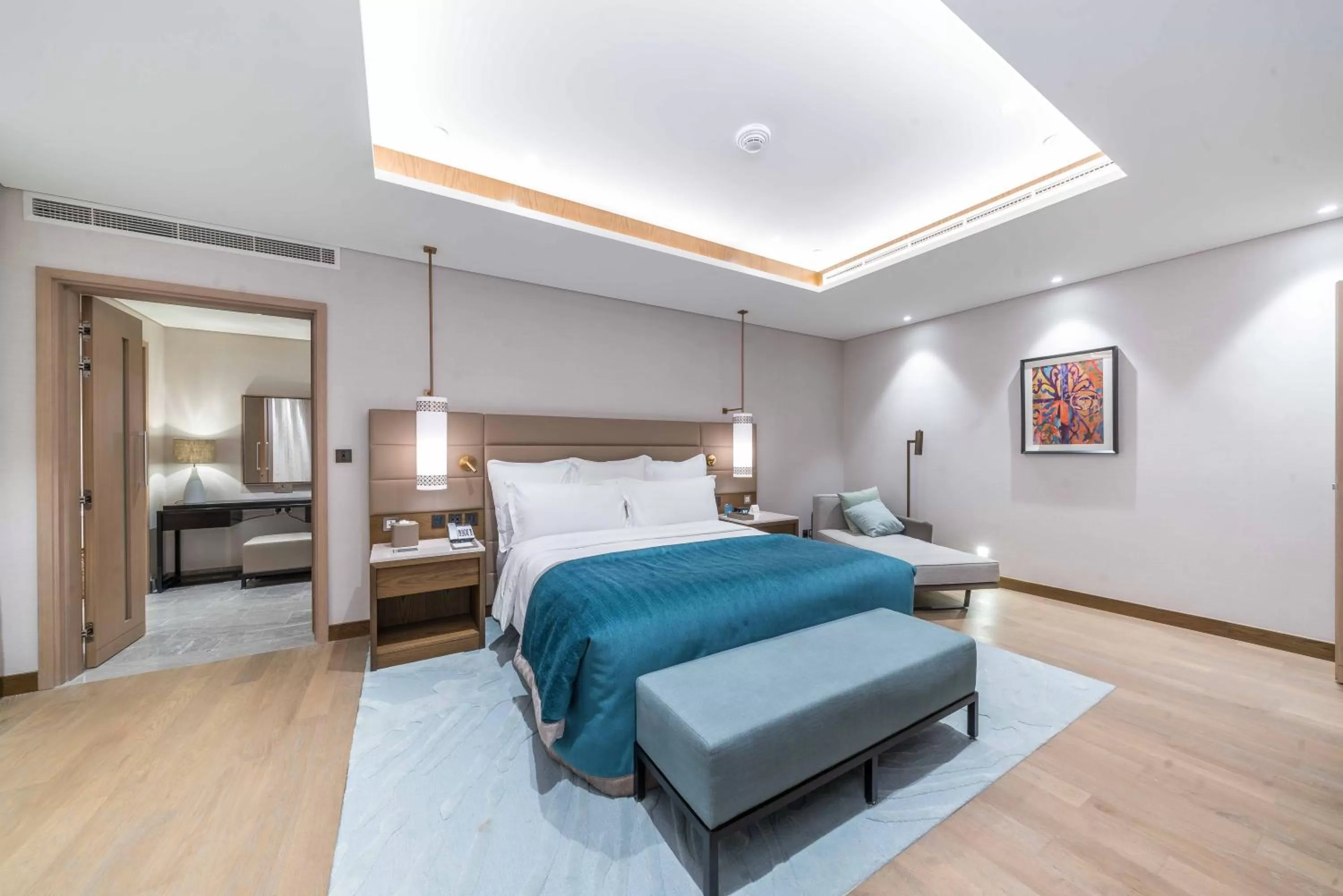 Photo of the whole room, Bed in InterContinental Fujairah Resort by IHG