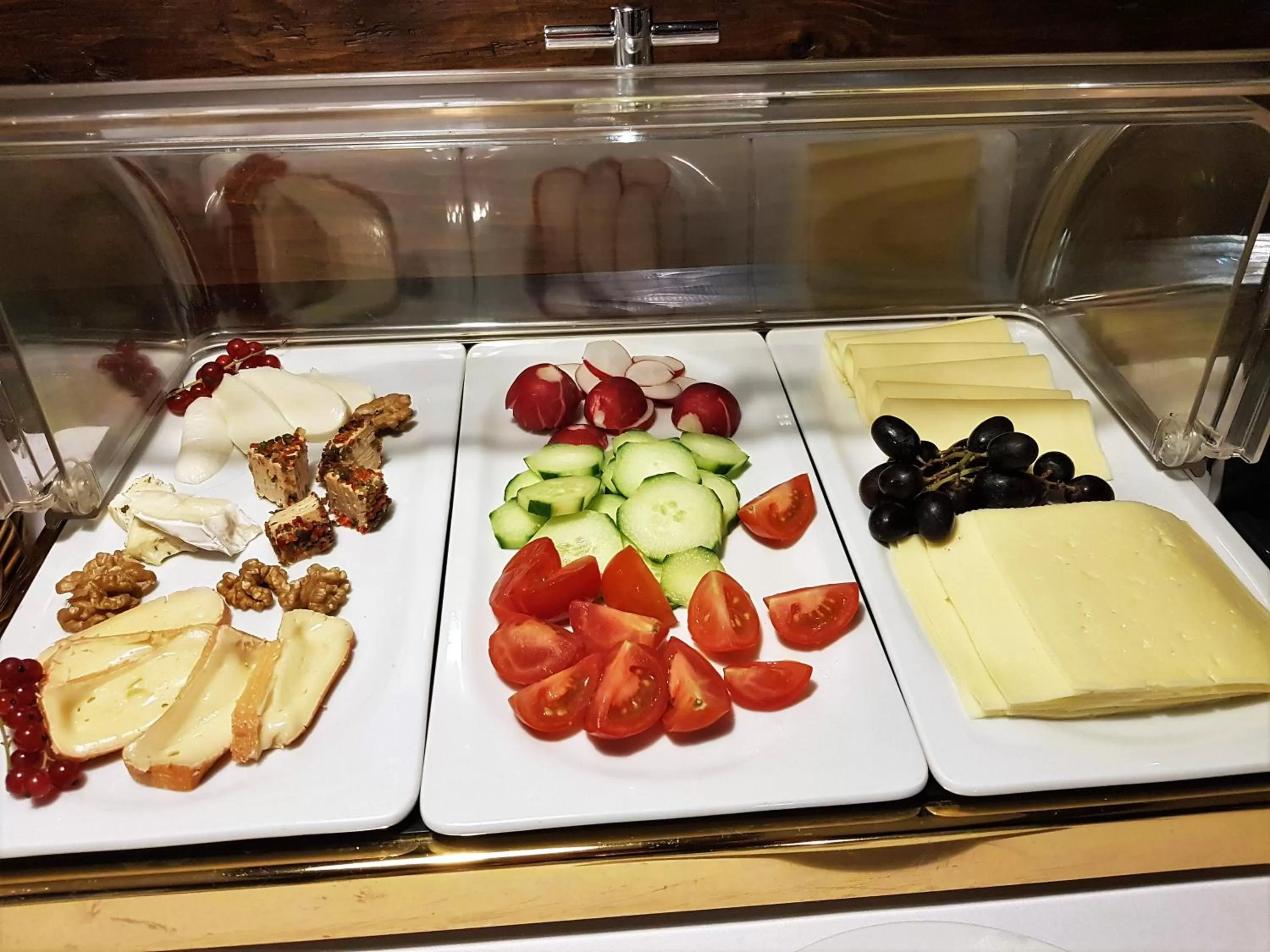 Breakfast in Apart Hotel Freiburg