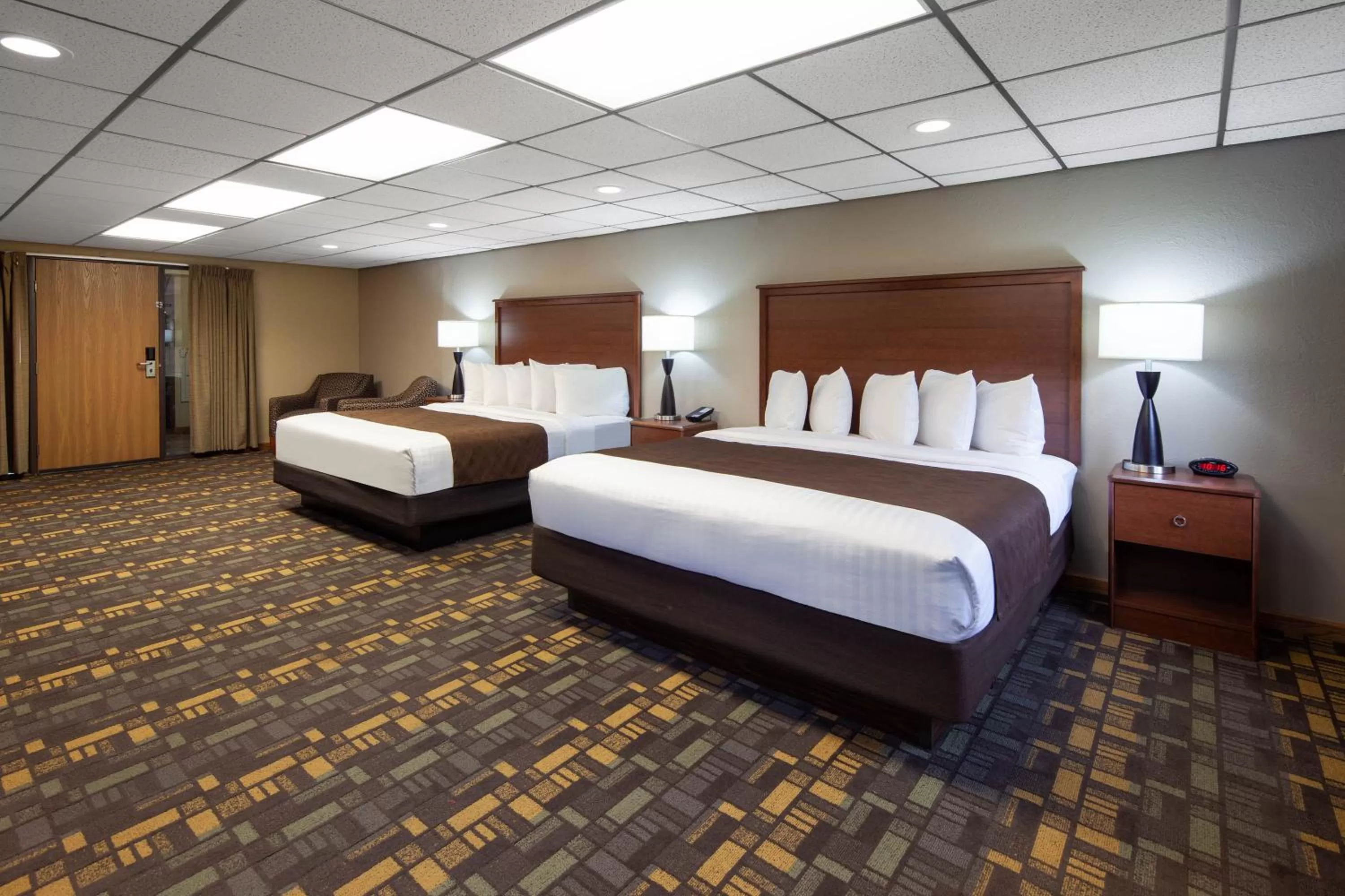 Photo of the whole room, Bed in AmericInn by Wyndham Ironwood