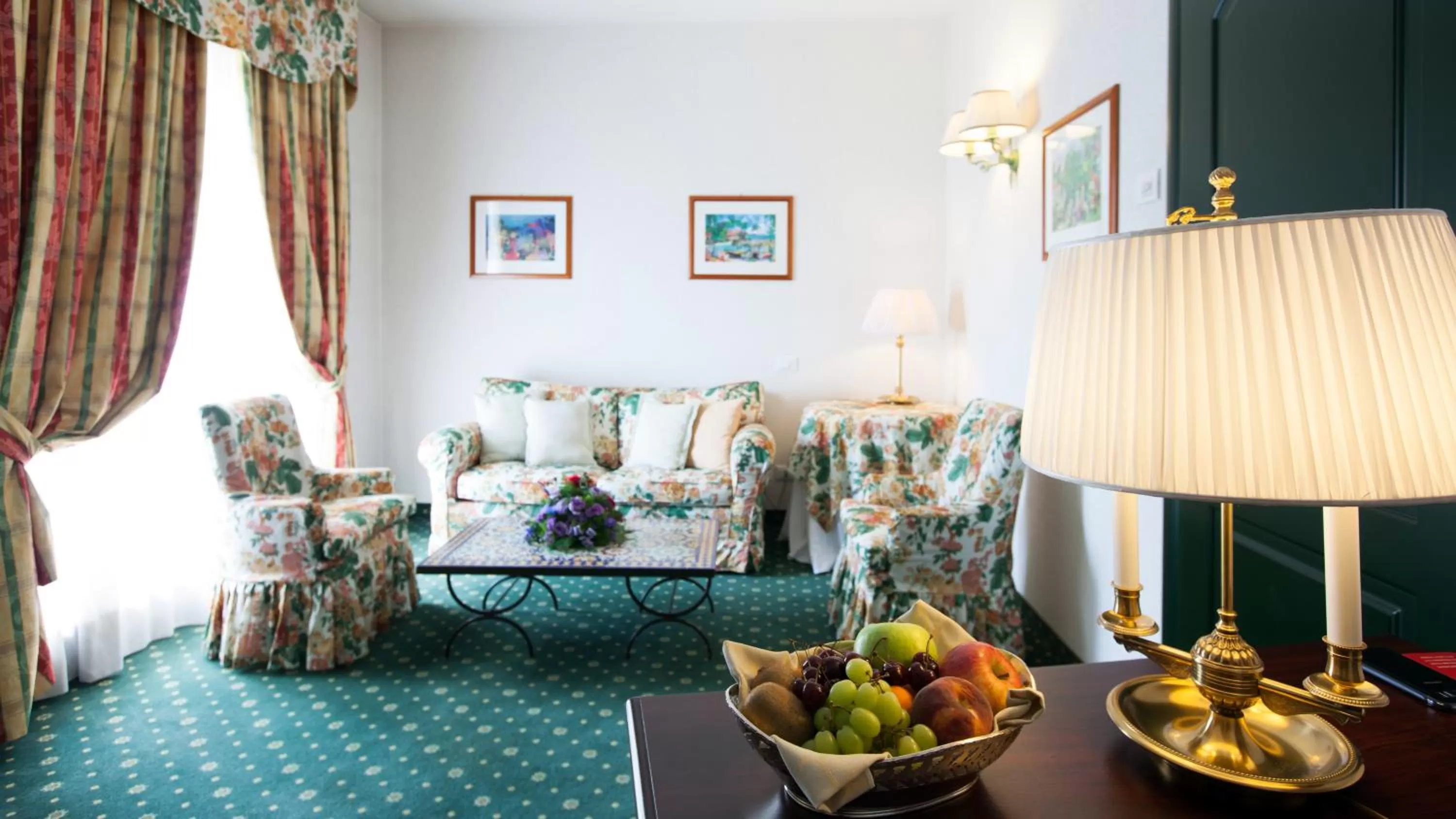 Living room in Hotel Victoria & Iside Spa