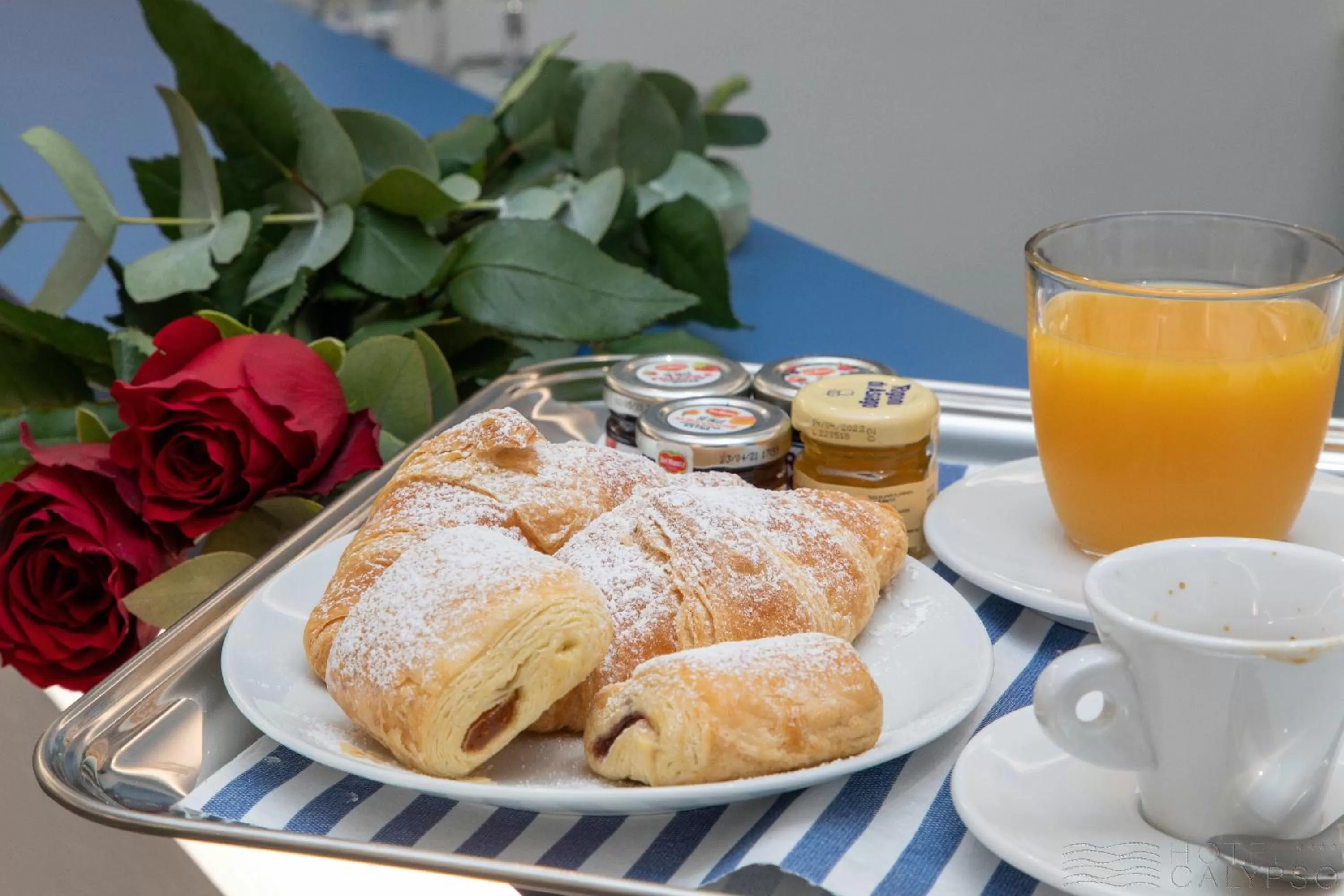 Breakfast in Hotel Calypso