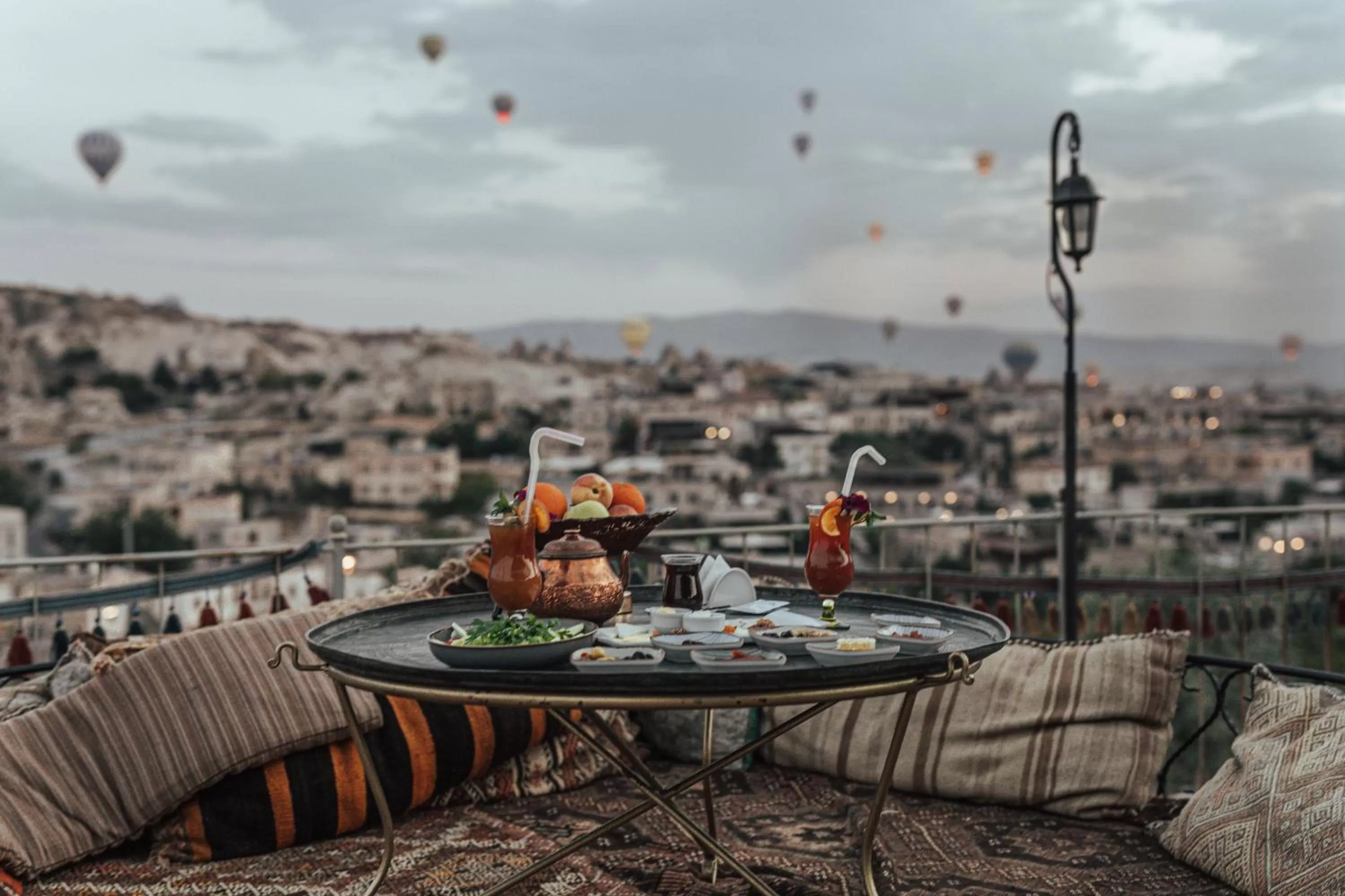 Restaurant/places to eat in Şah Saray Cave Suites Halal Hotel