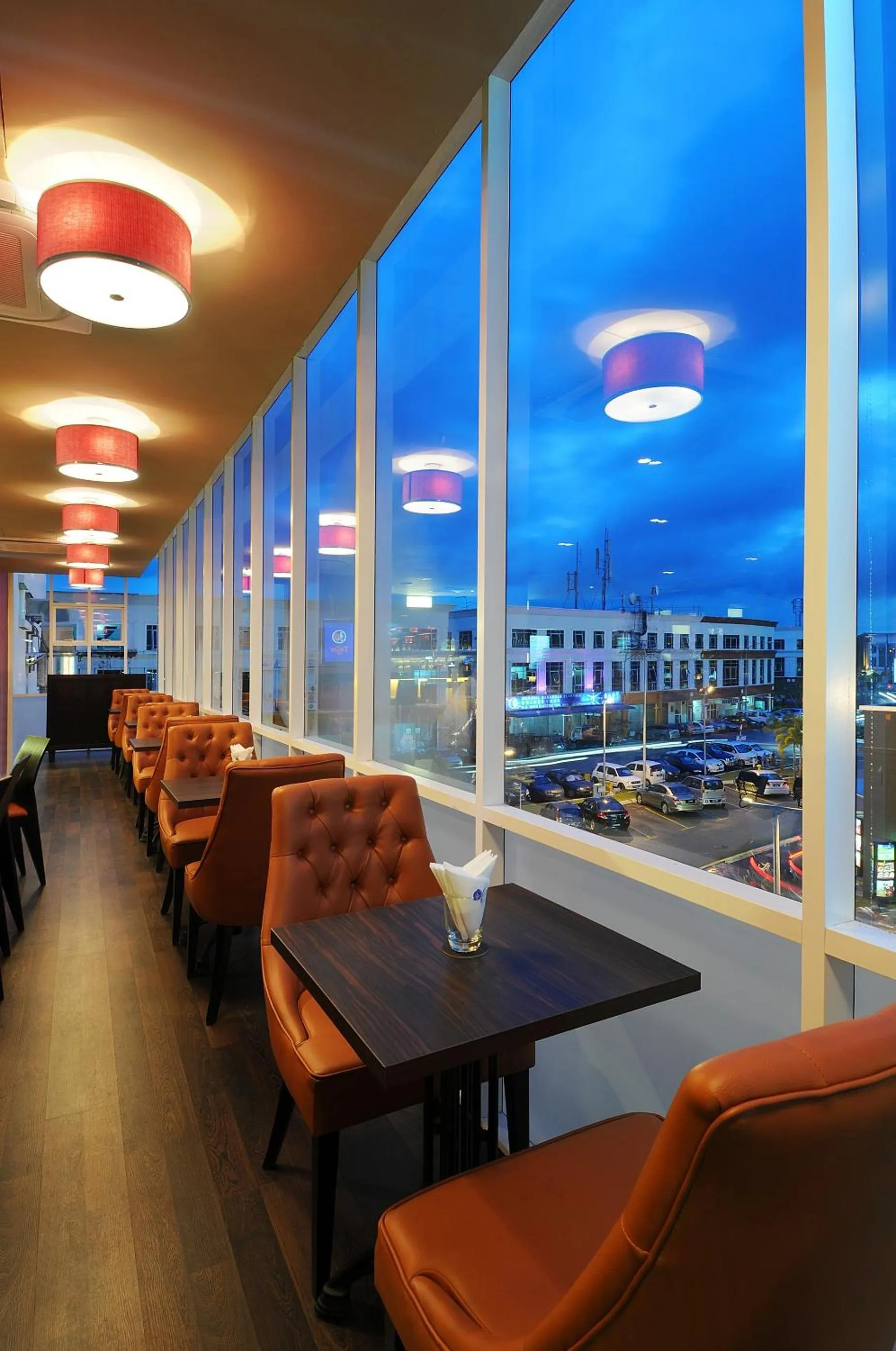 Restaurant/places to eat in Hotel Granada Johor Bahru