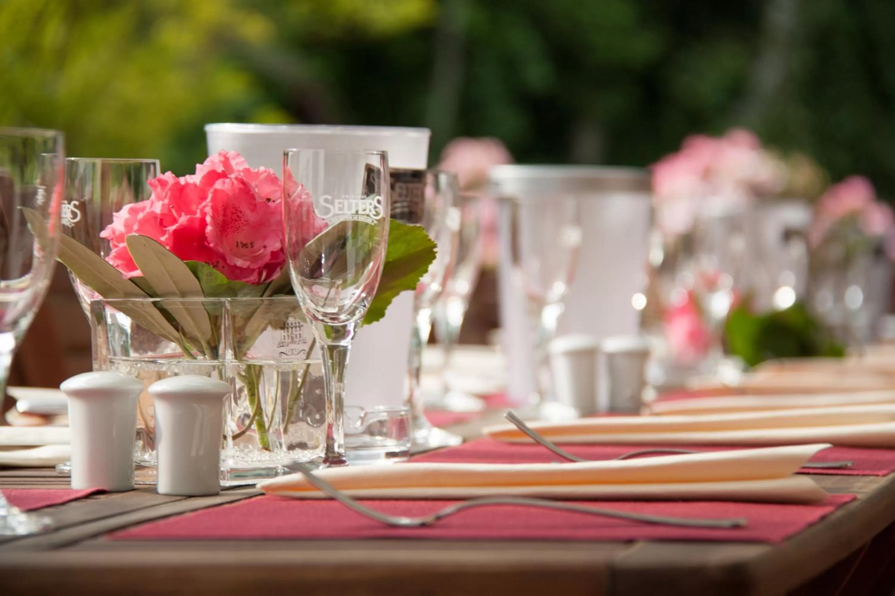 Patio, Restaurant/Places to Eat in Dreiklang Business & Spa Resort