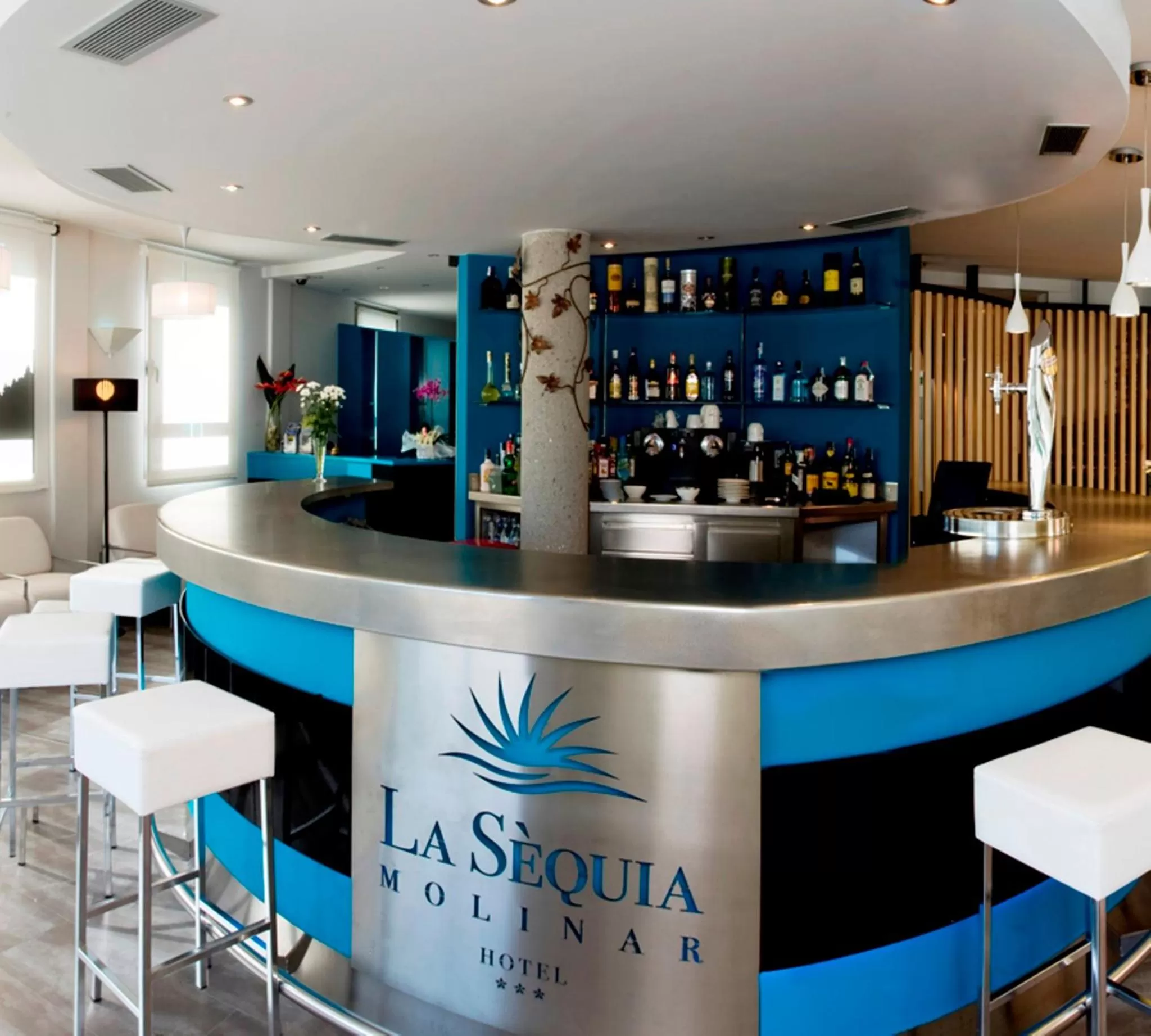 Lounge or bar in Hotel La Sèquia Molinar