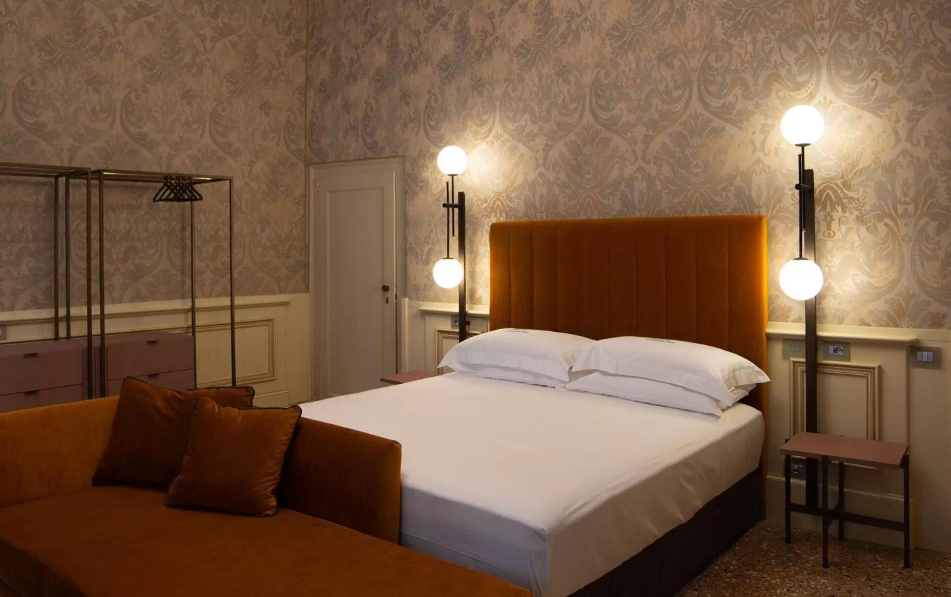 Bed in Eight Venezia