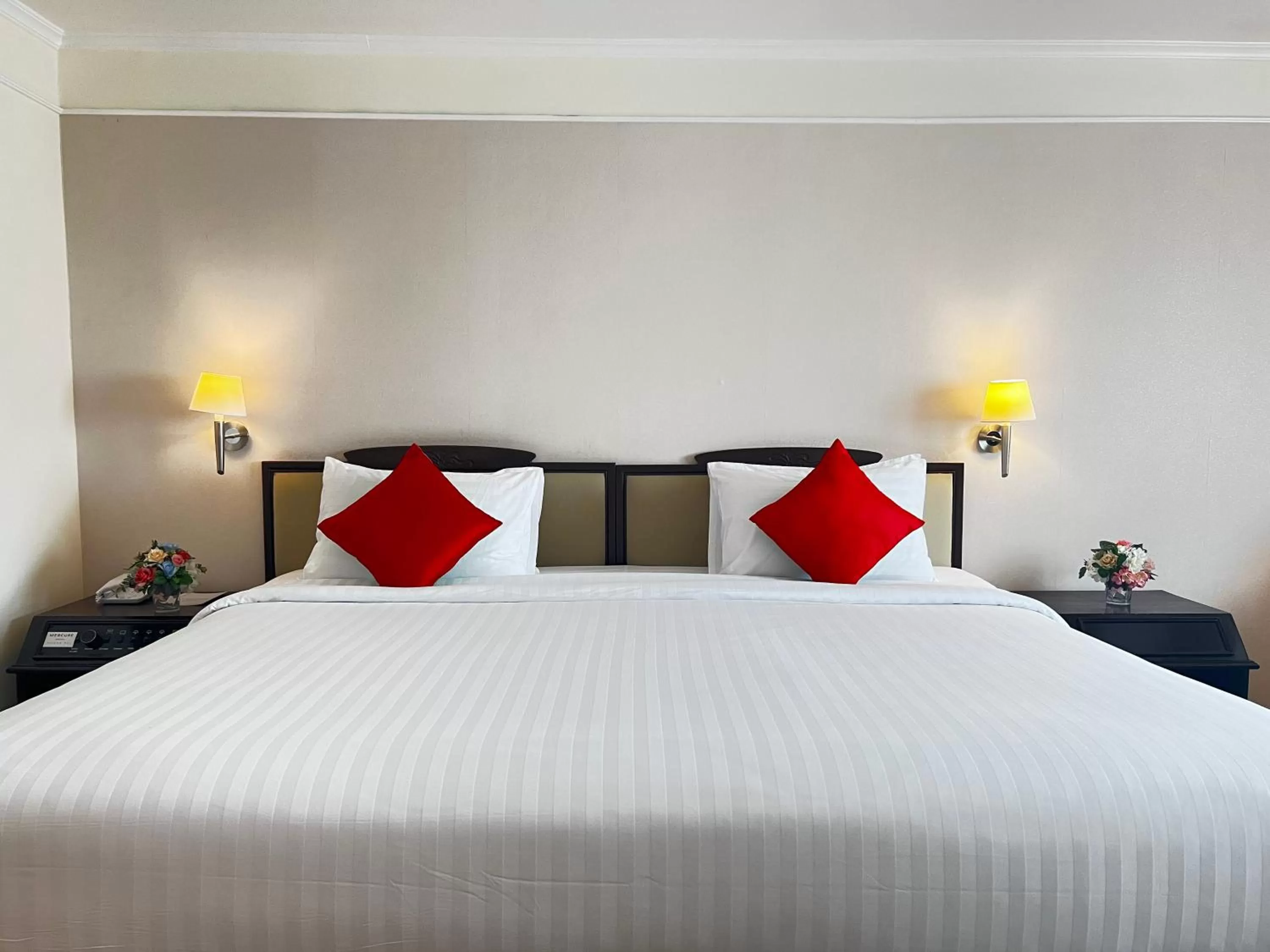 Bed in Mercure Chiang Mai