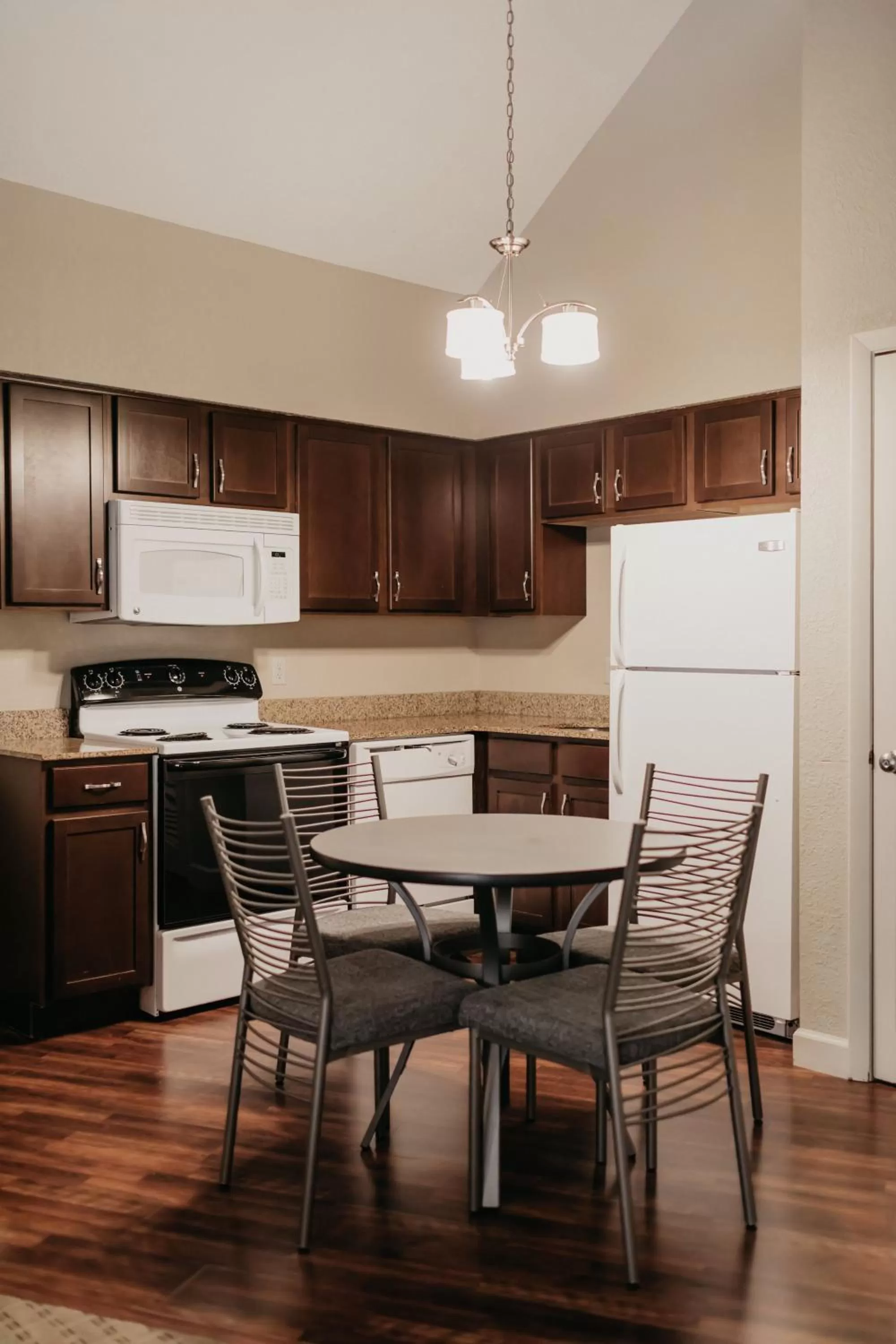 Kitchen or kitchenette in Eastland Suites Hotel & Conference Ctr, Trademark by Wyndham