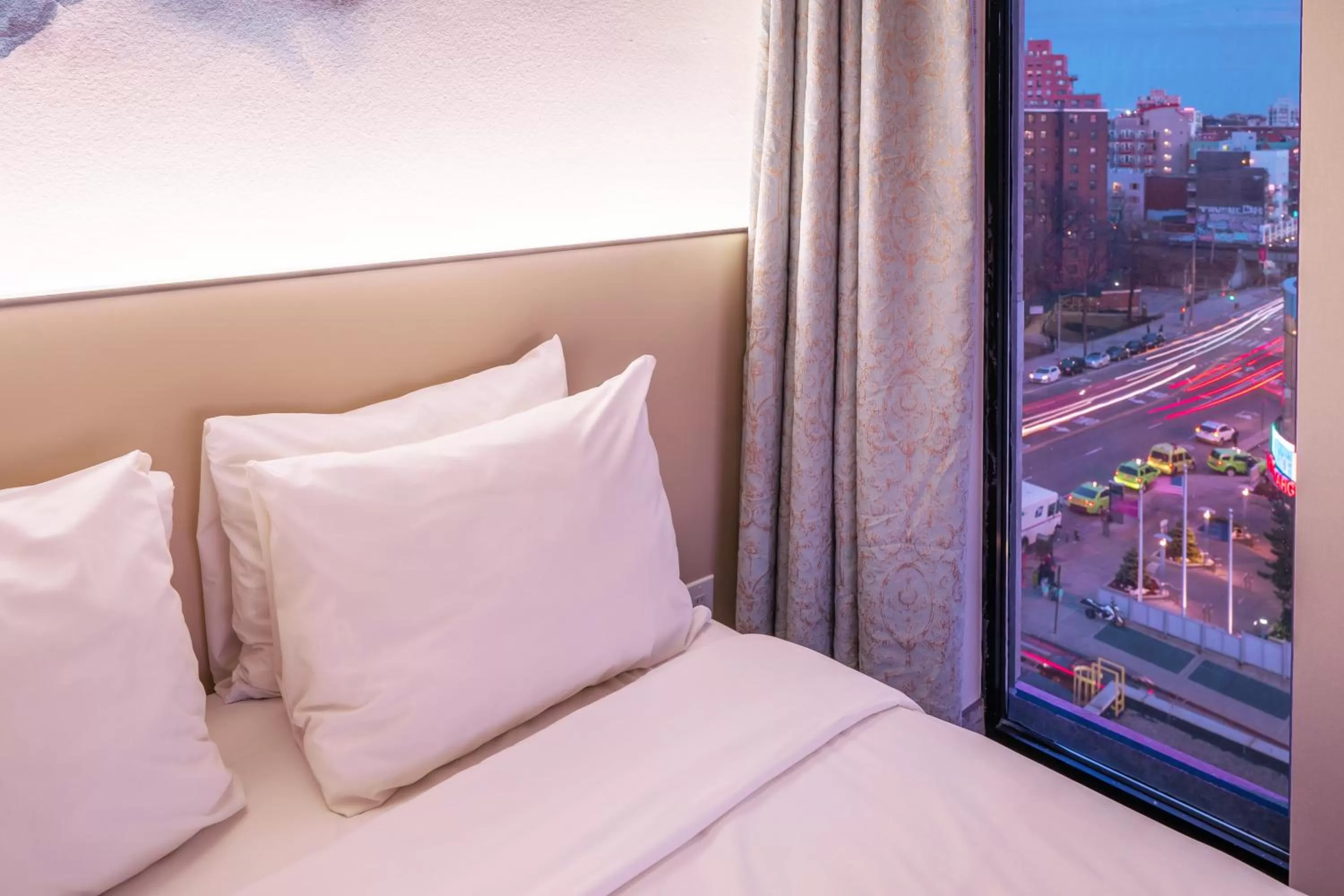 Bed in The Parc Hotel