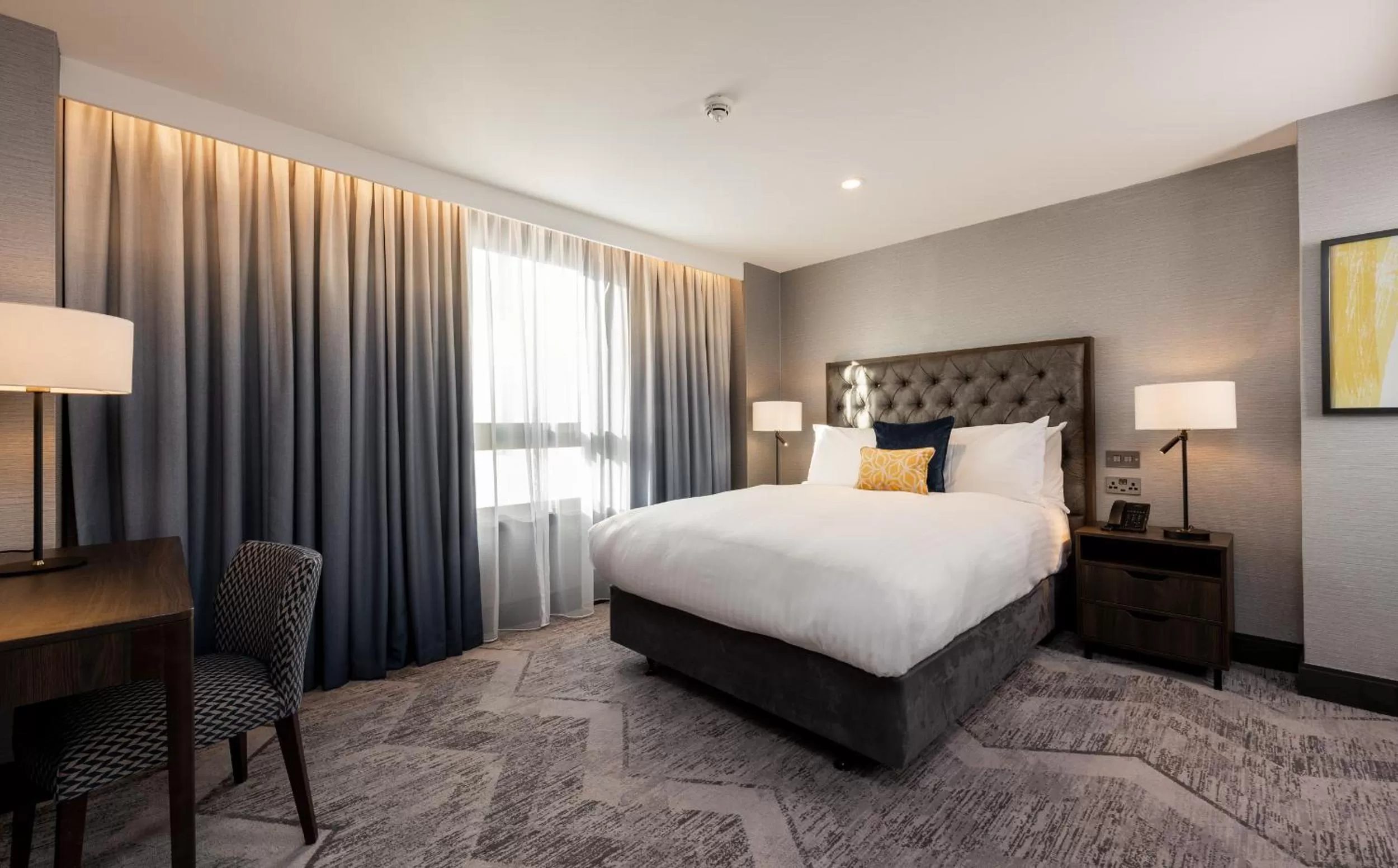 Queen Accessible standard room with roll in shower in voco Edinburgh - Haymarket, an IHG Hotel