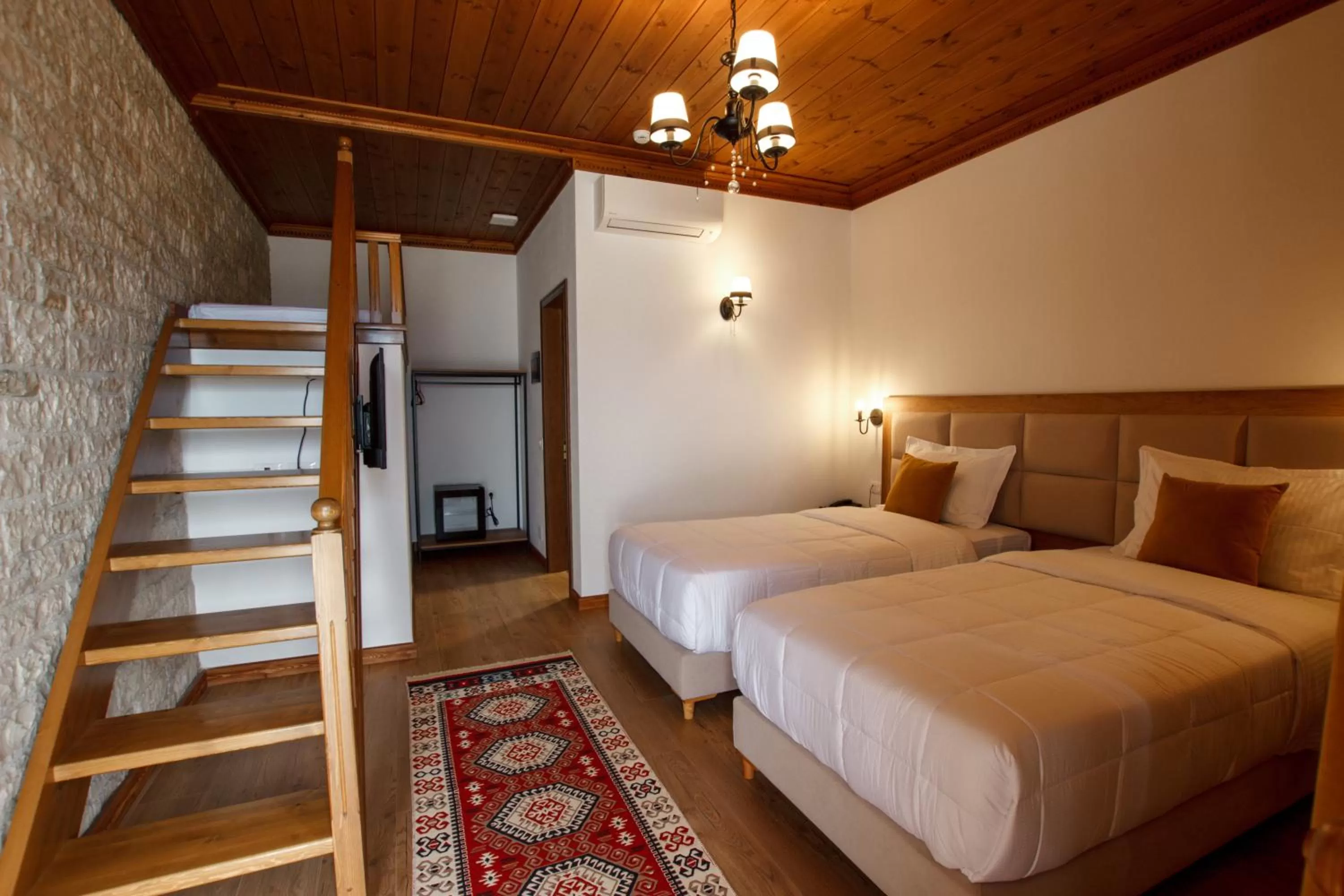 Photo of the whole room, Bed in Rose Garden Hotel