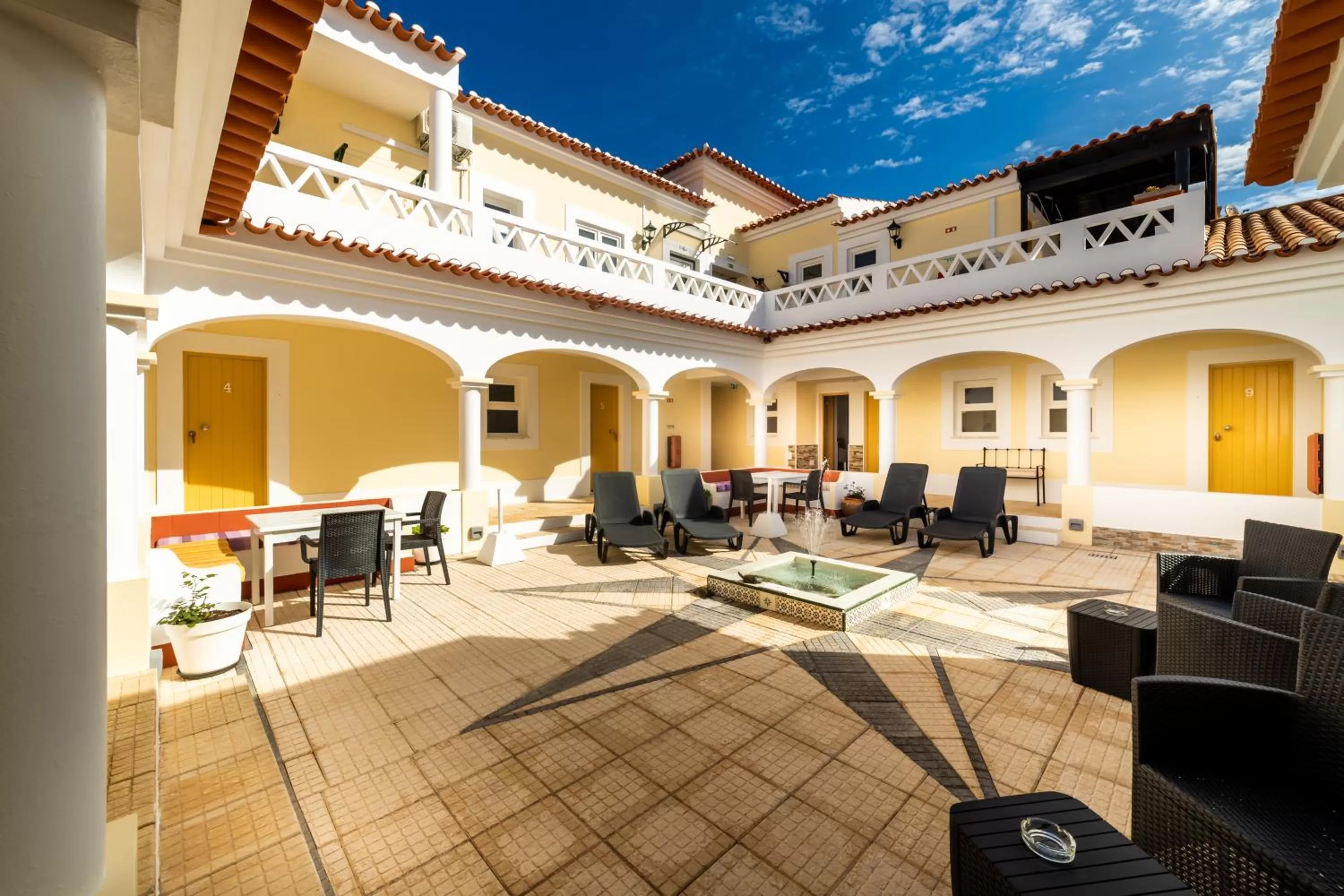 Property building in Rosa dos Ventos